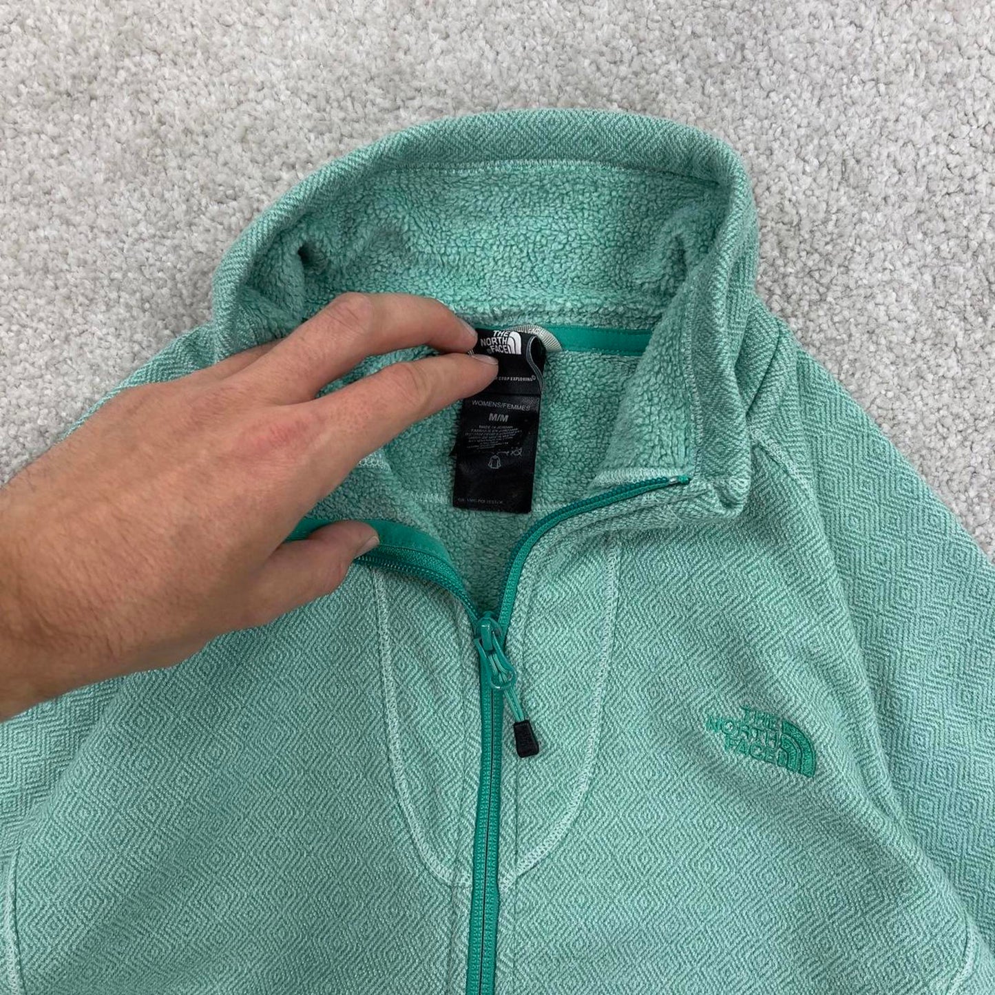 The North Face technical fleece Medium green Women's full zip up y2k style autumn outdoors hiking