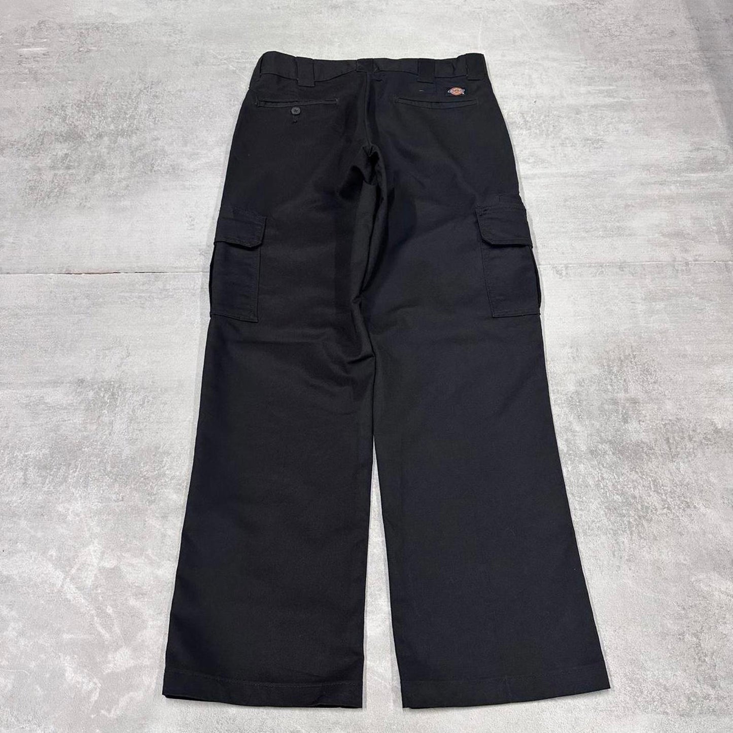 Black Dickies cargo trousers W32L30