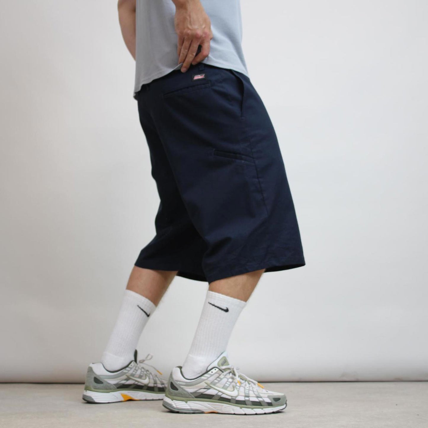 Navy Dickies carpenter shorts W38