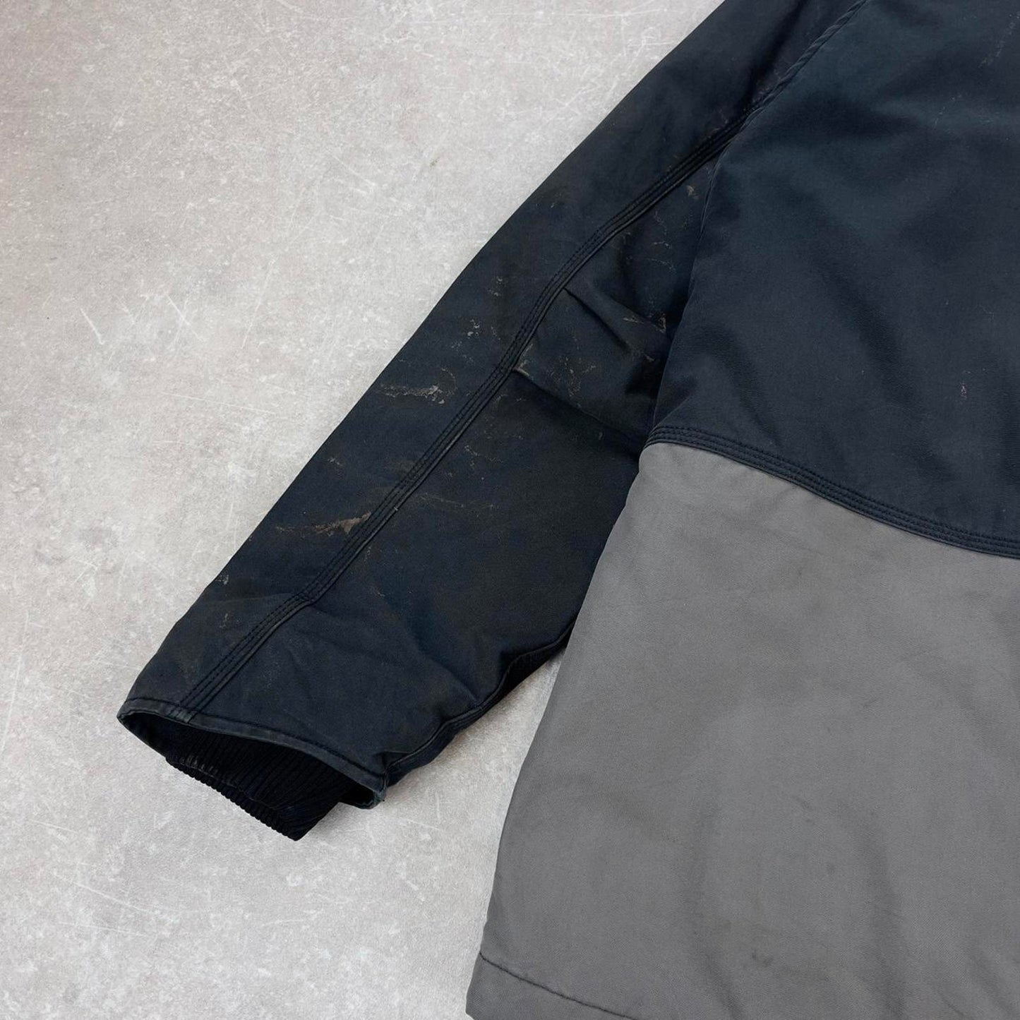 Hooded Carhartt jacket 2XL sherpa lined parker style workwear coat black grey