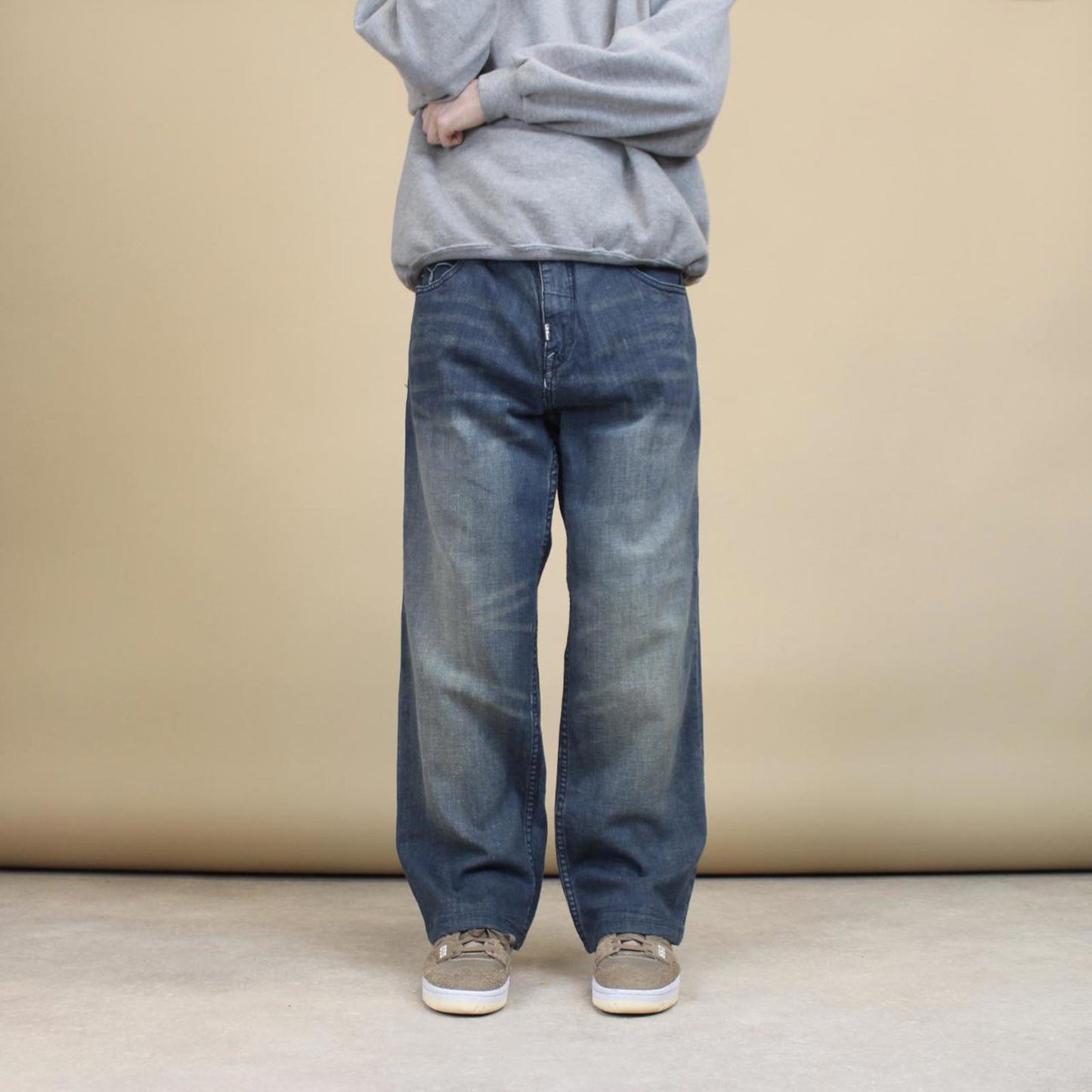 Blue LRG jeans W36L29 embroidered y2k style stitch detailing design