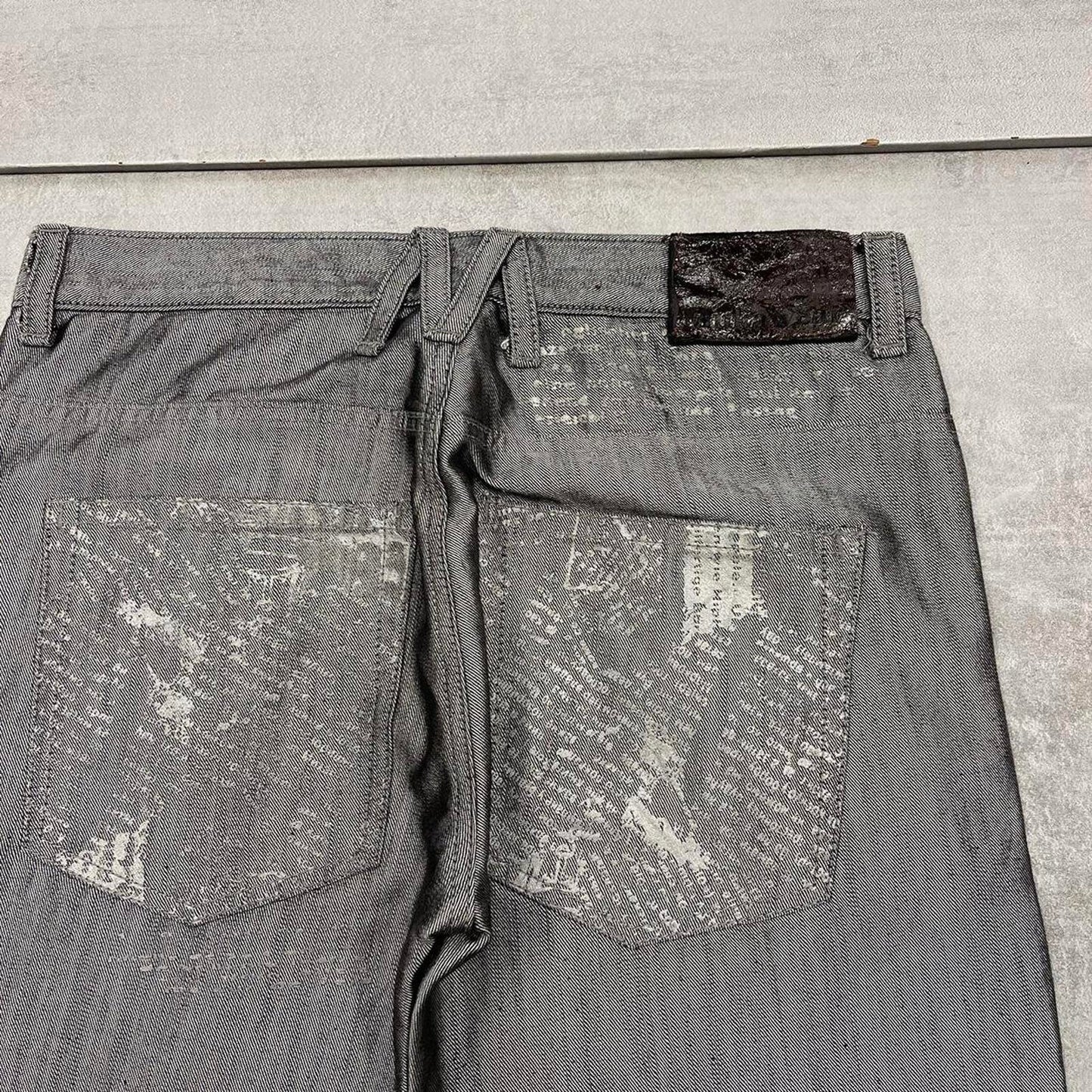 Silver Muka Wear jeans W34 straight fit denim hip hop Y2K print design jeans