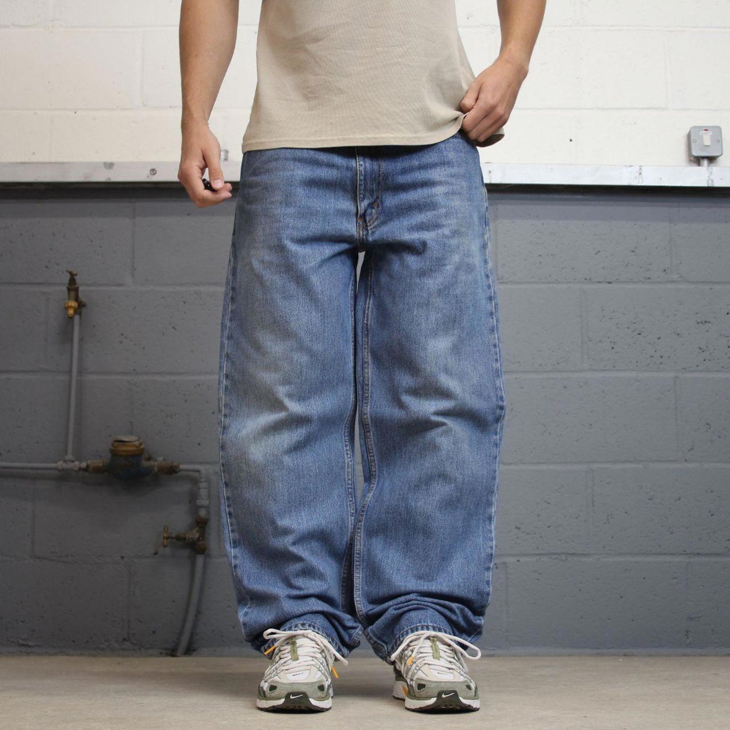 Baggy Levis 550 jeans W38 L34 blue loose 90s relaxed style skater jeans red tab logo