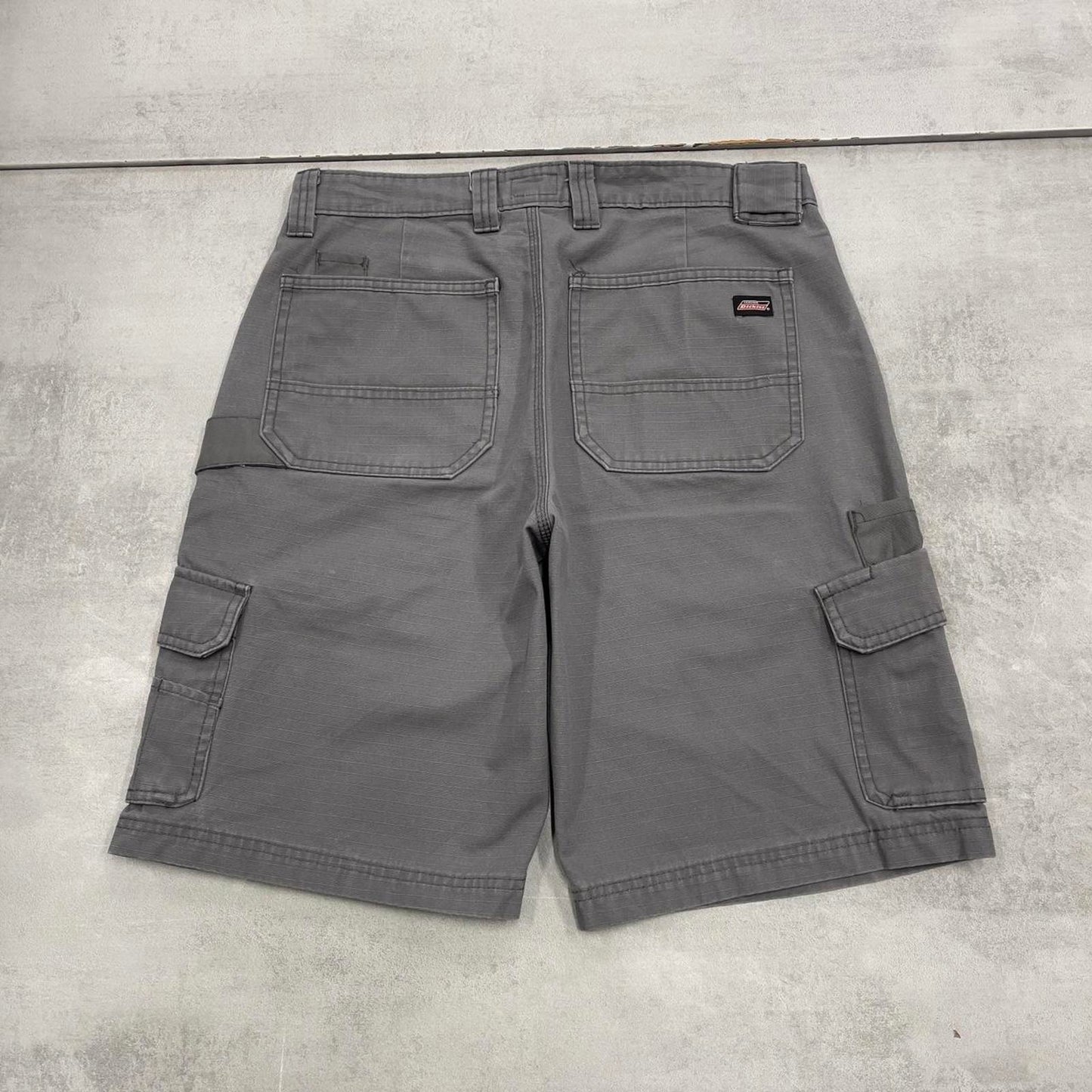Mens Dickies carpenter jorts W30