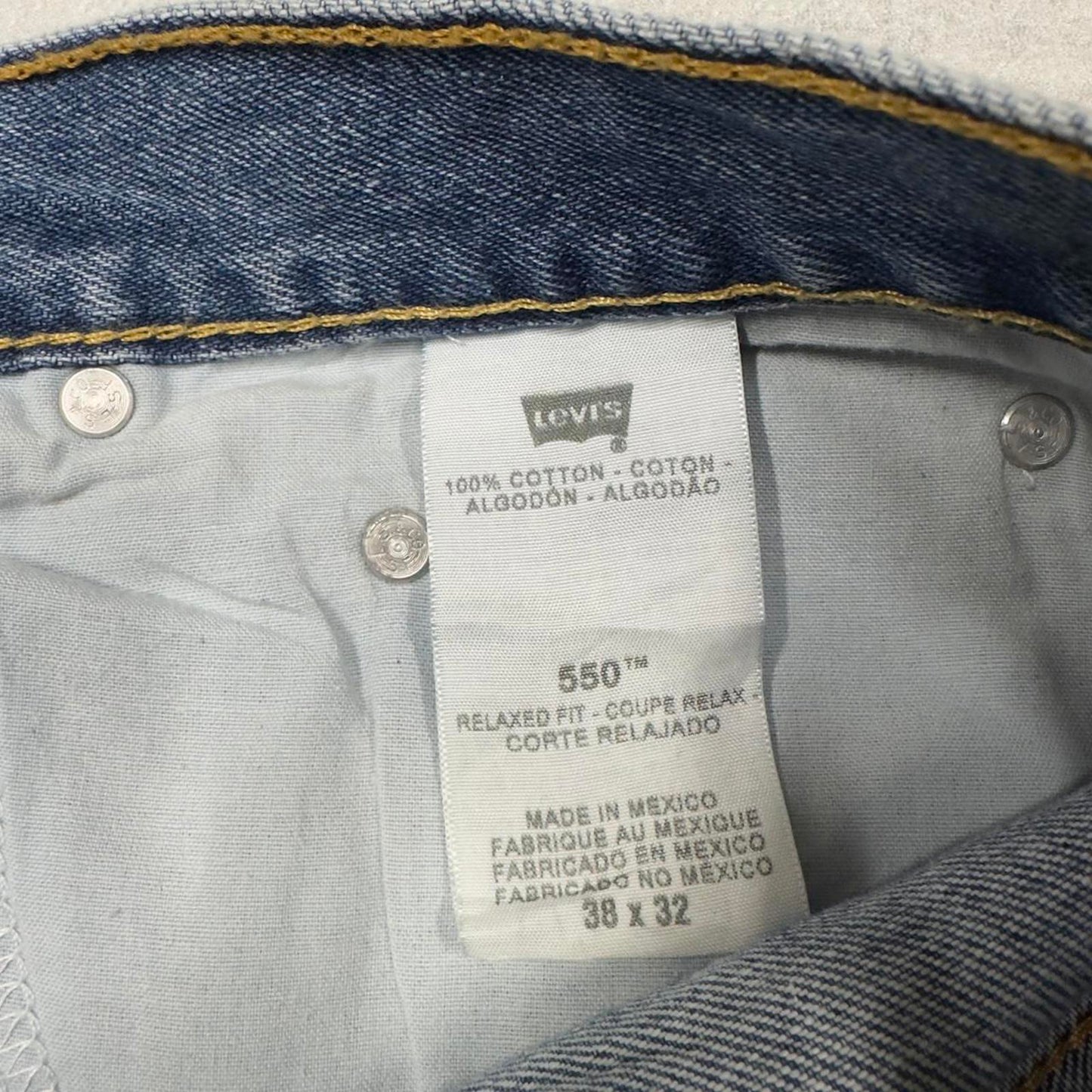 Mens Levis 550 jeans W38 L32 Loose relaxed fit denim skate trousers