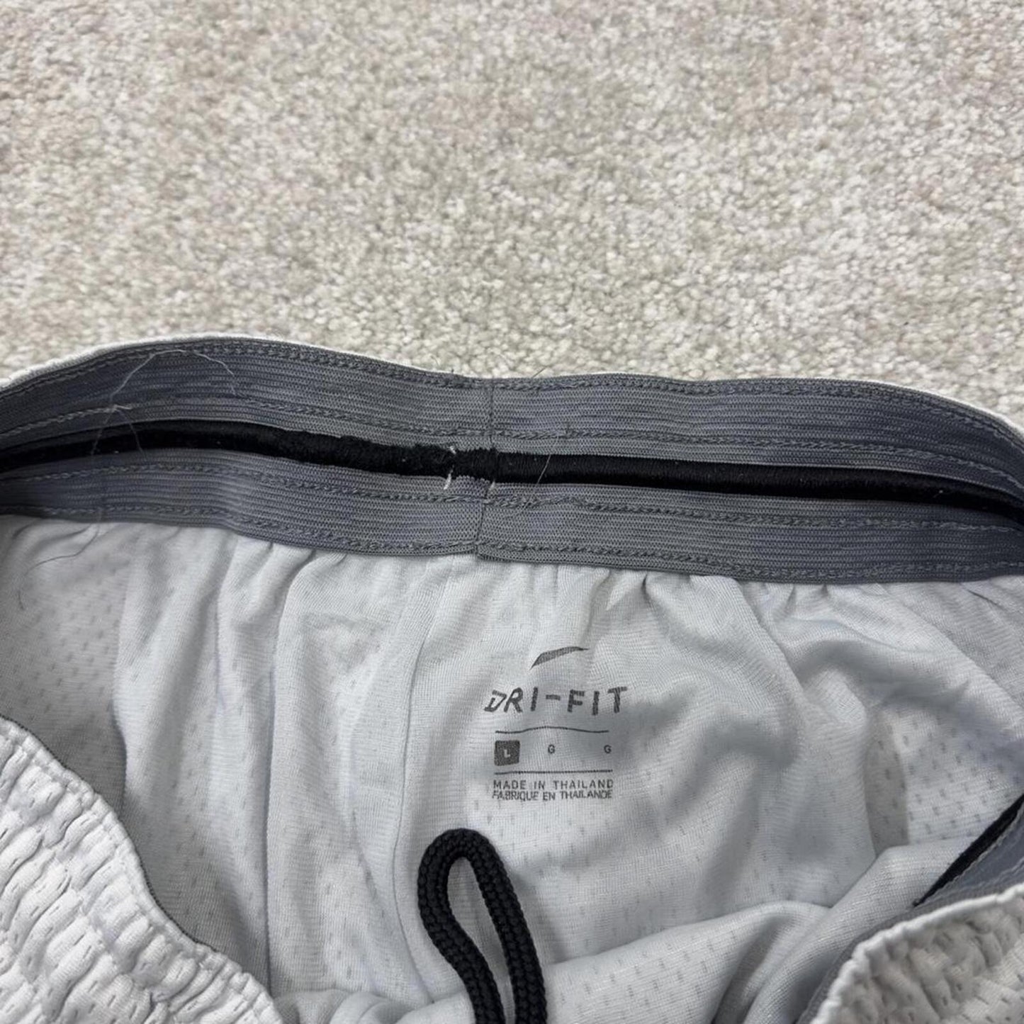 Loose Nike sports shorts y2k grey Basketball style comfy loose floaty summer gym shorts