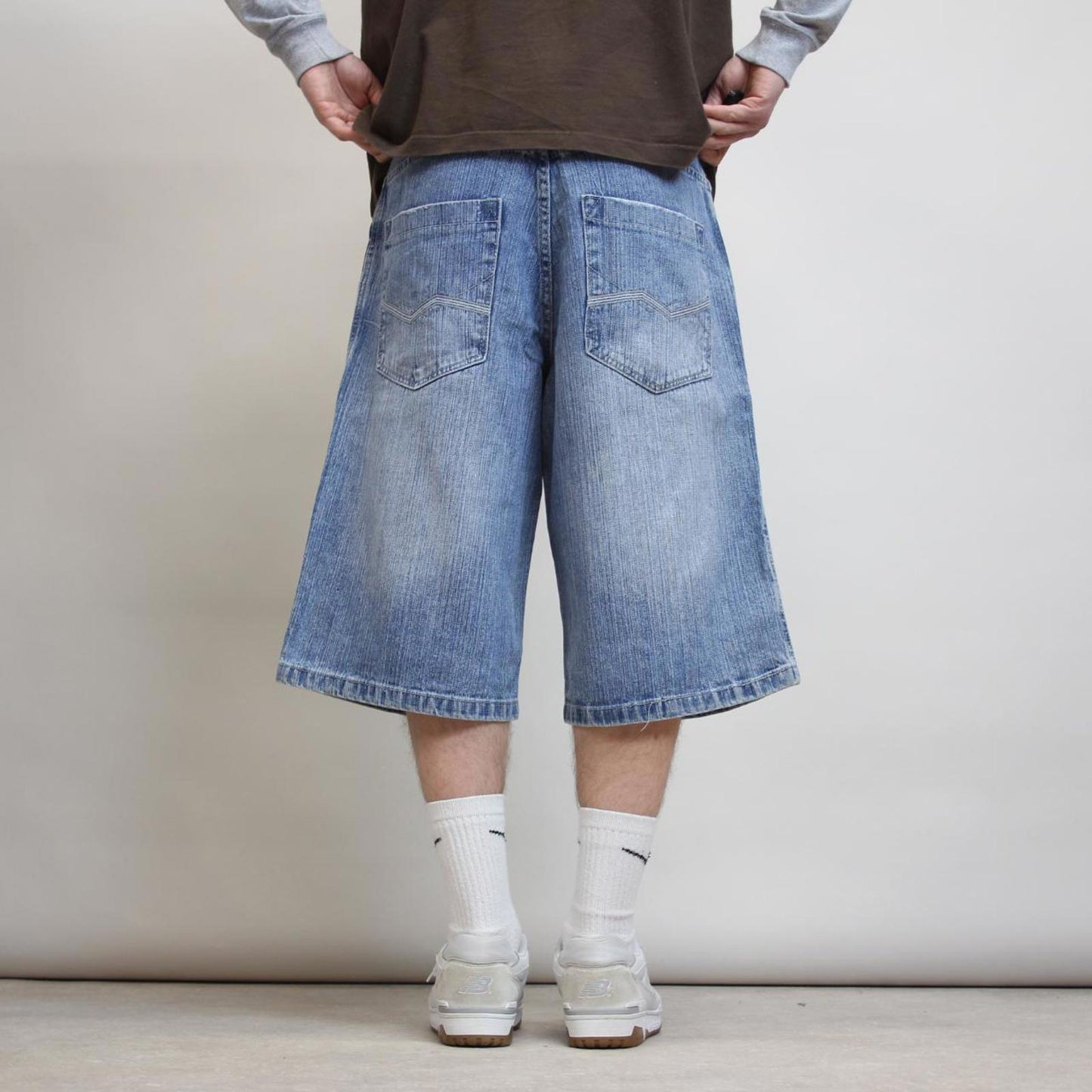 Baggy Southpole jorts W36 long wide leg embroidered design skater 90s style