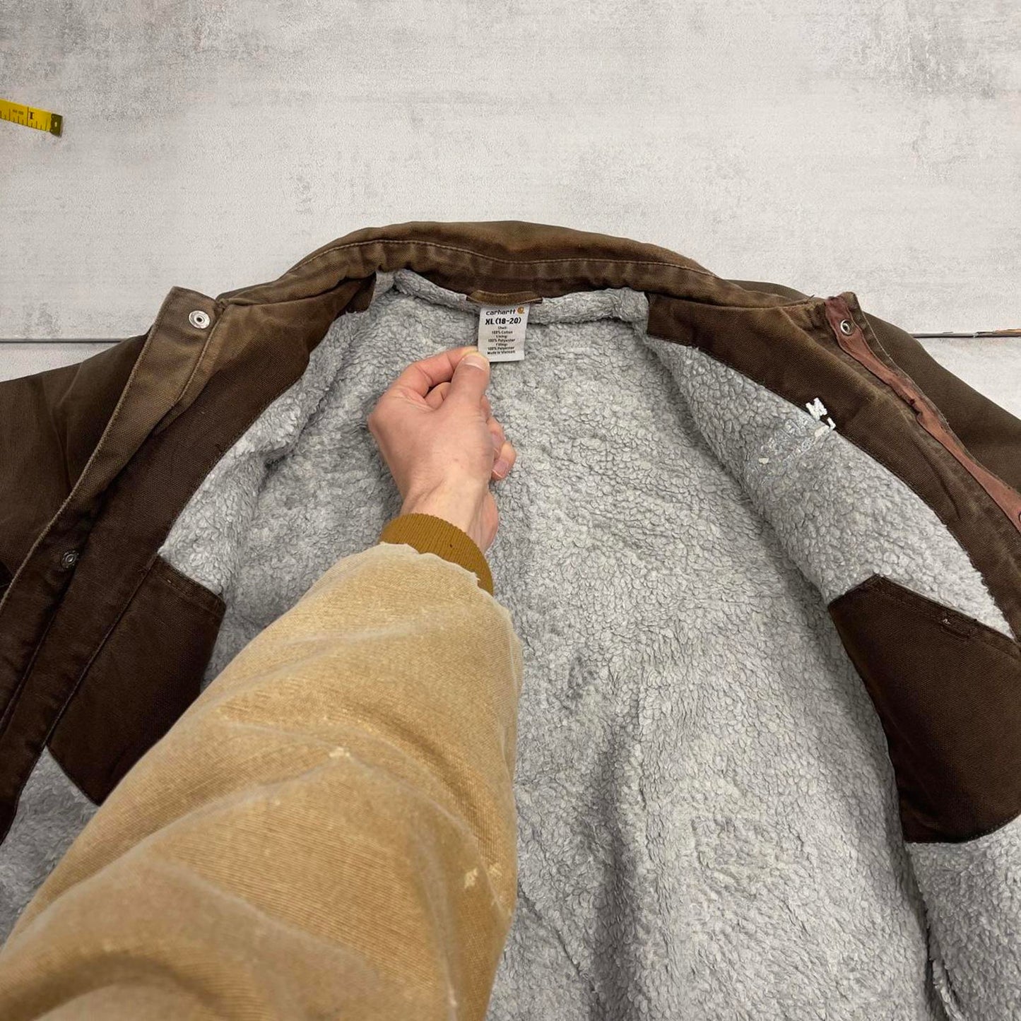 Brown Carhartt jacket XL (18-20)