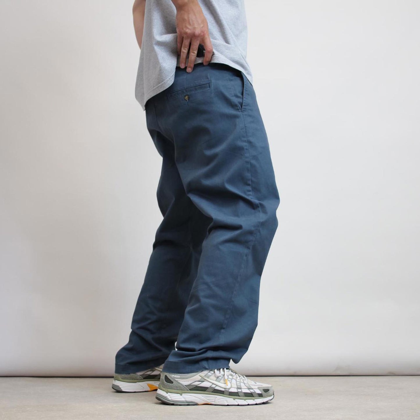 Mens Dickies skate style trousers W40 L32