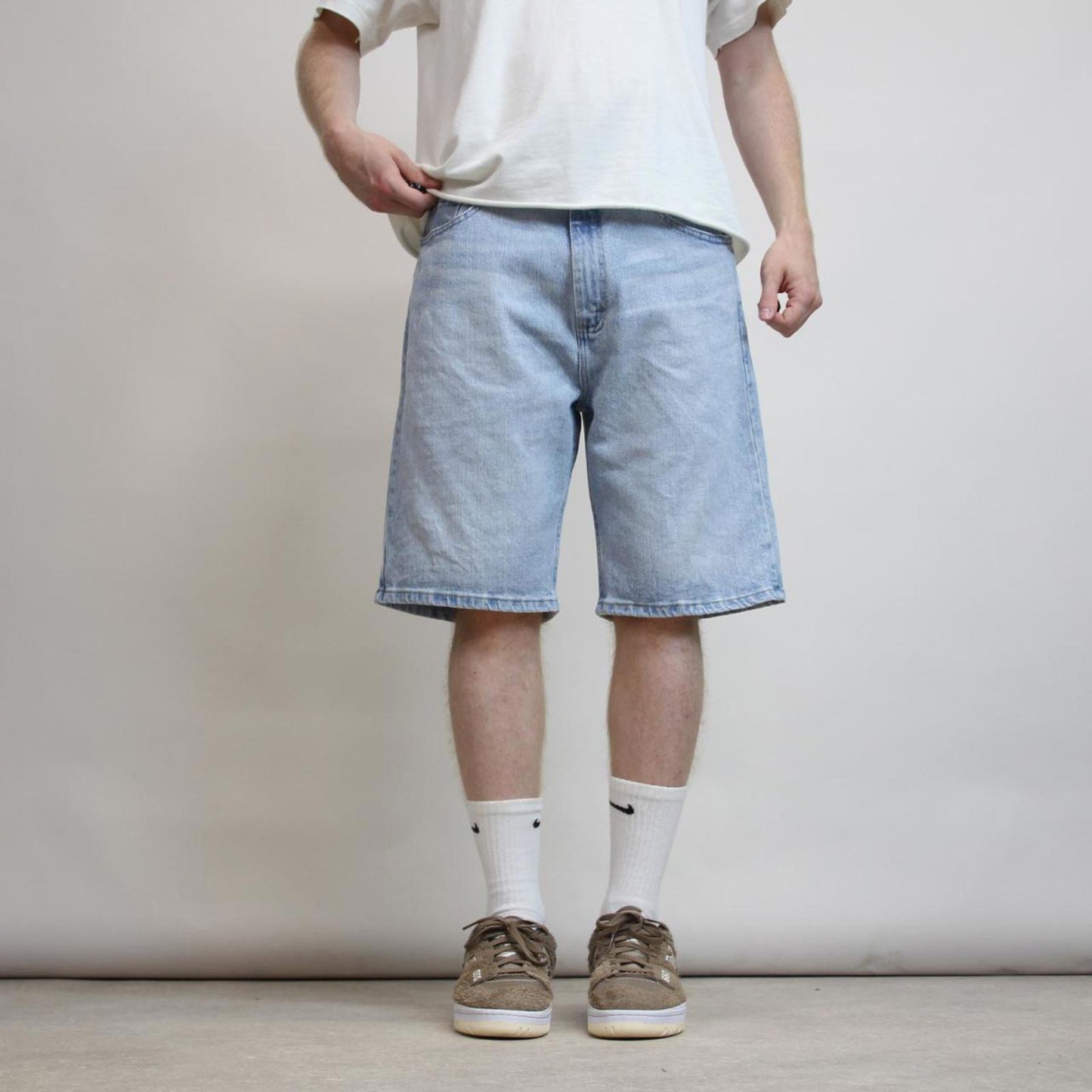 Blue Wrangler jorts W34
