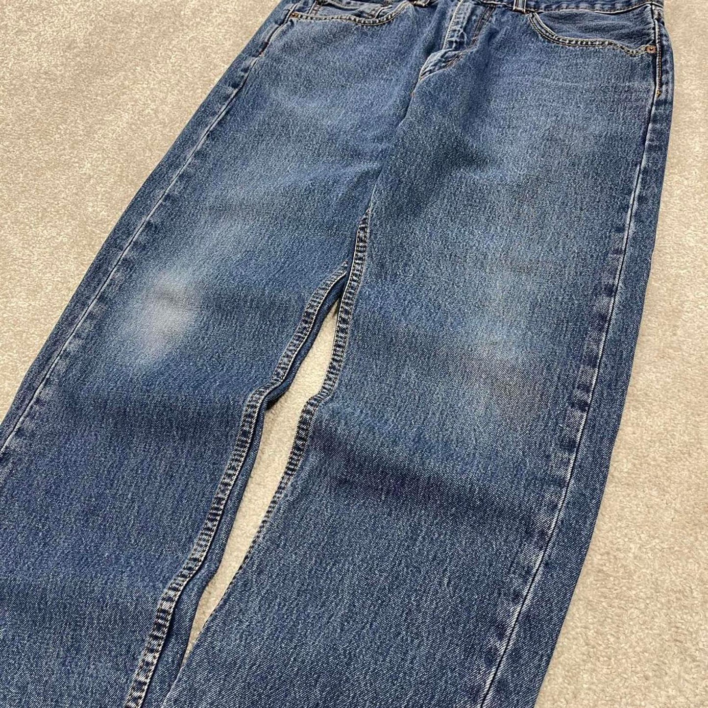 Vintage y2k Levi's 505 jeans blue Straight leg casual denim pants red tab logo