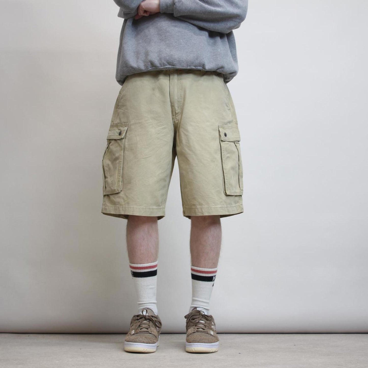 Carhartt cargo shorts W36
