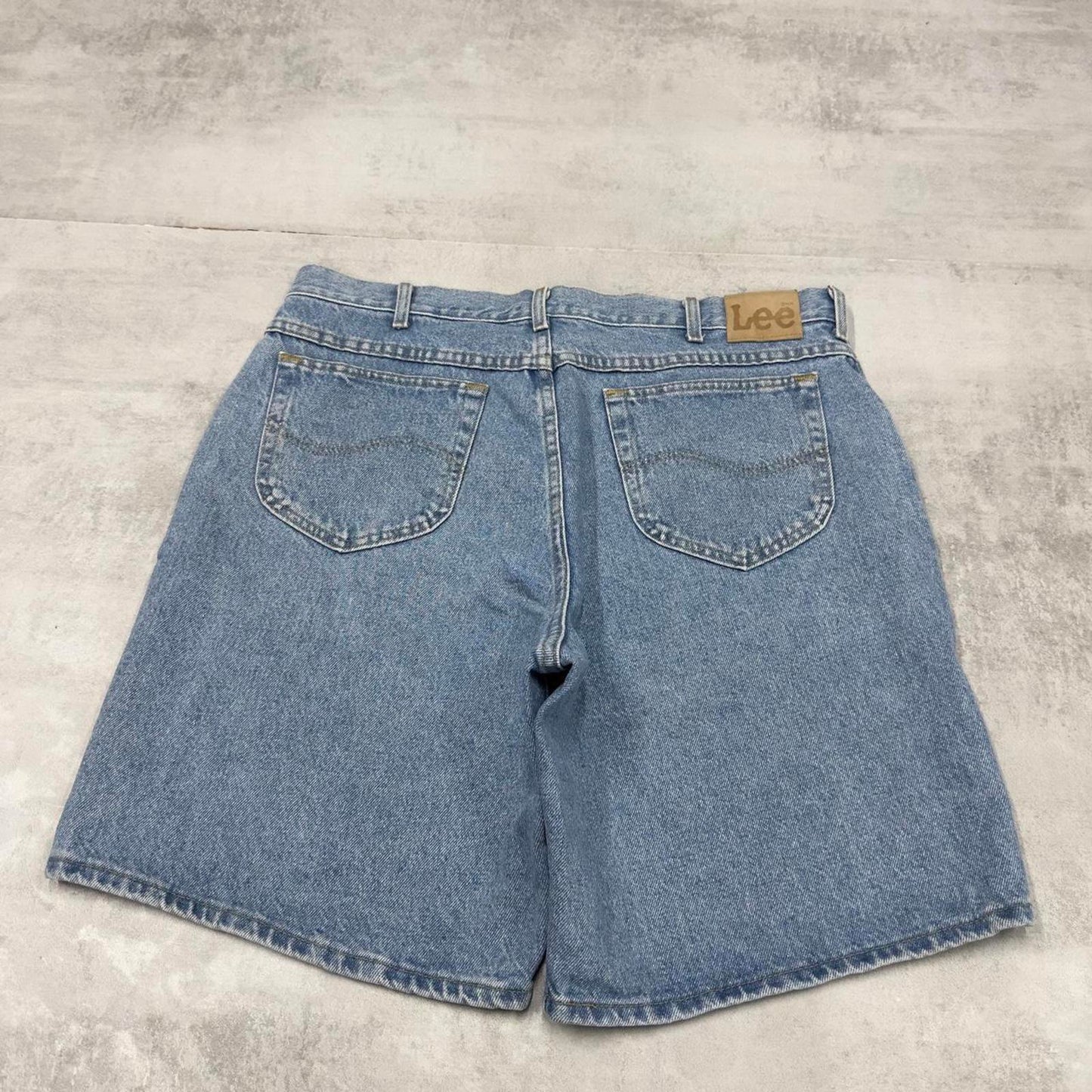Baggy Lee jorts W38