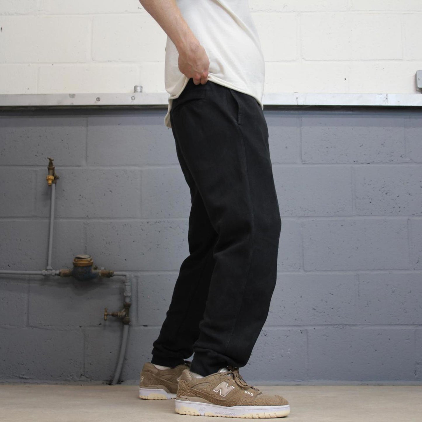 Y2k Black Nike joggers M loose sweatpants embroidered swoosh logo