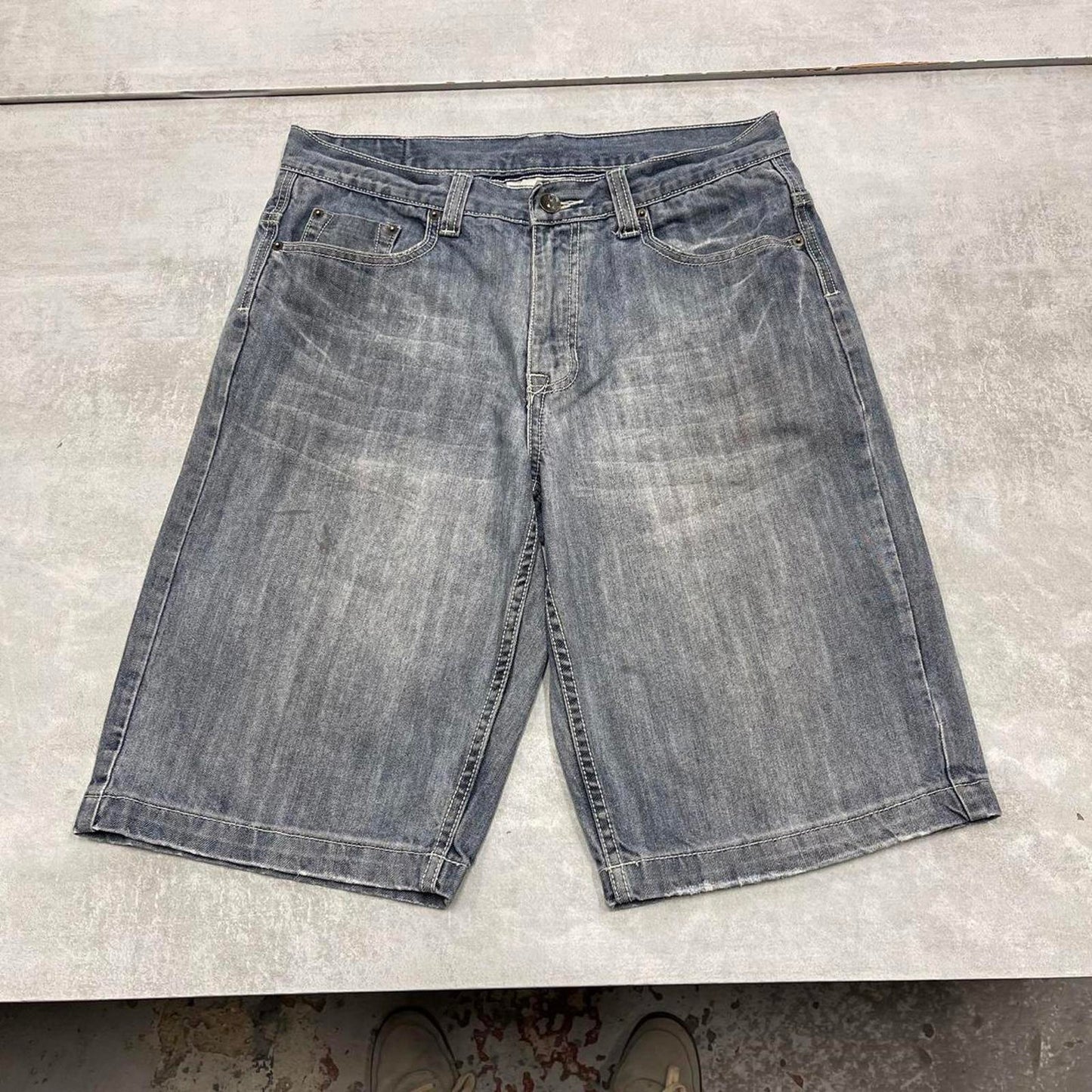 Baggy Urban Pipeline jorts W32