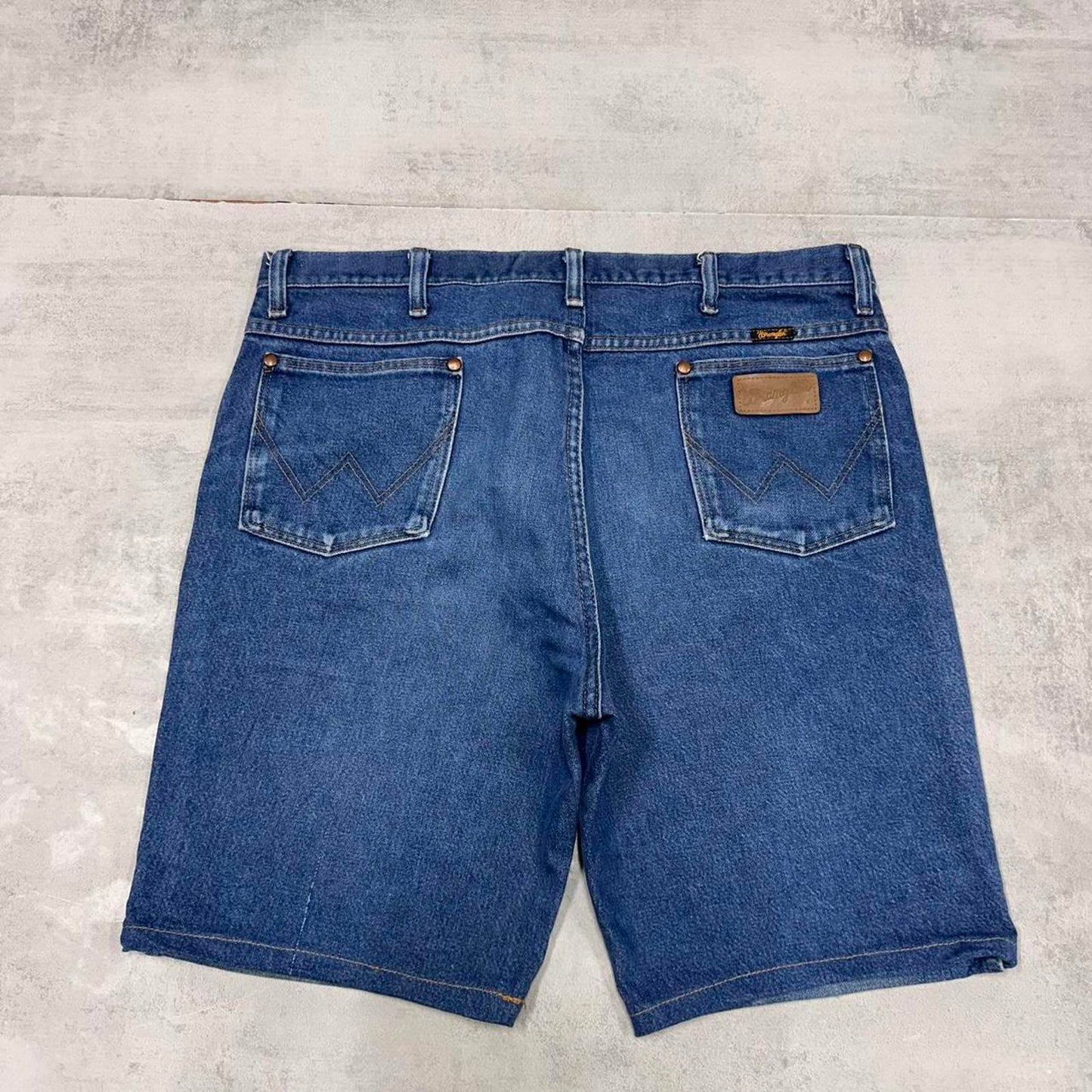 Mens Wrangler jorts W38