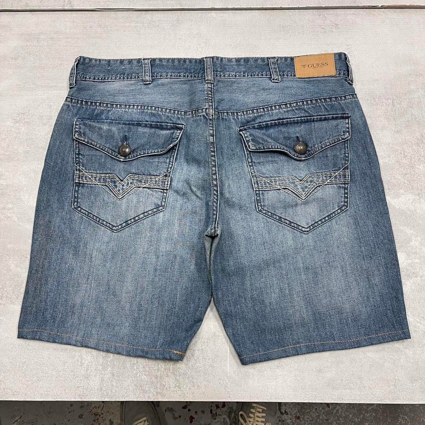 Mens GUESS denim shorts W40