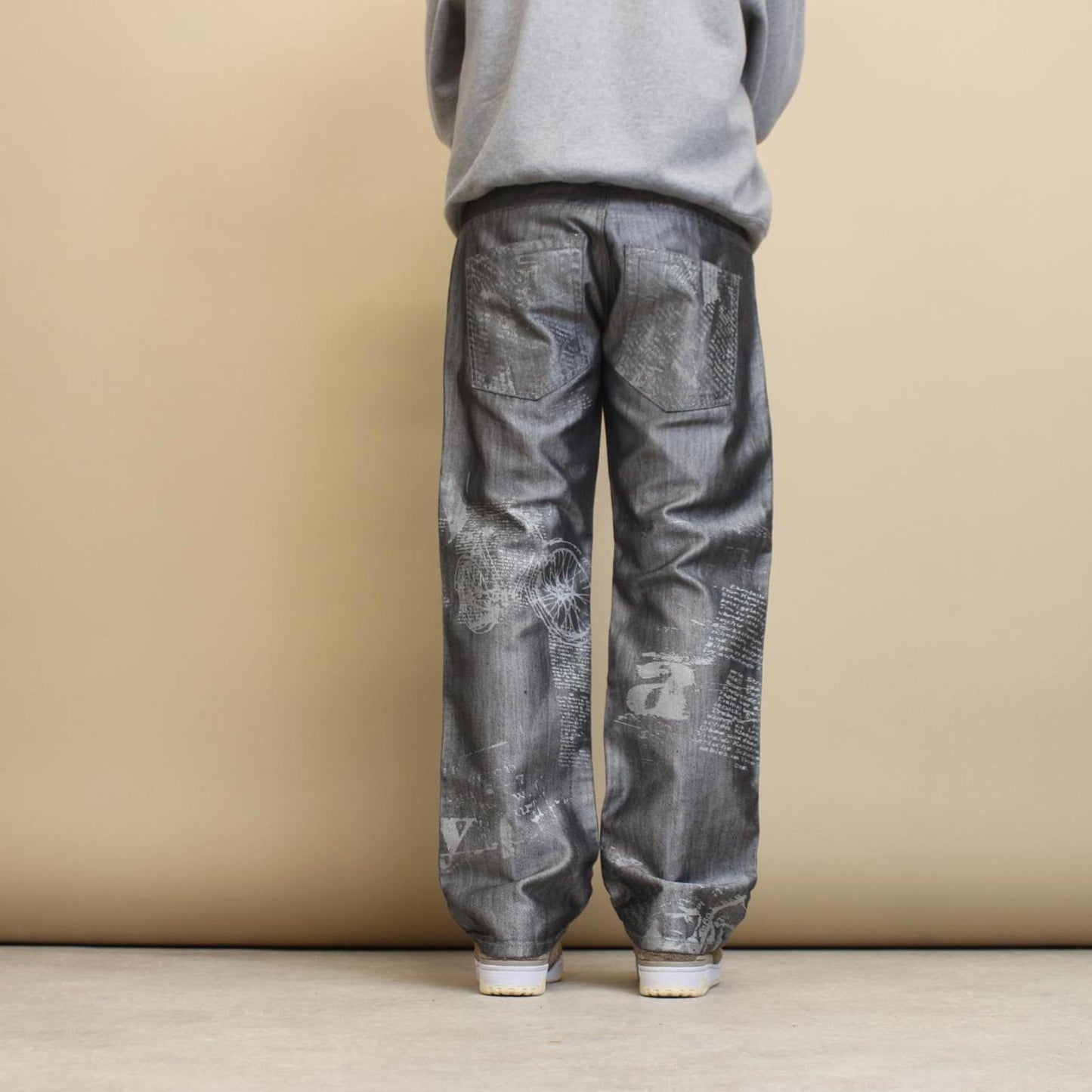 Silver Muka Wear jeans W34 straight fit denim hip hop Y2K print design jeans