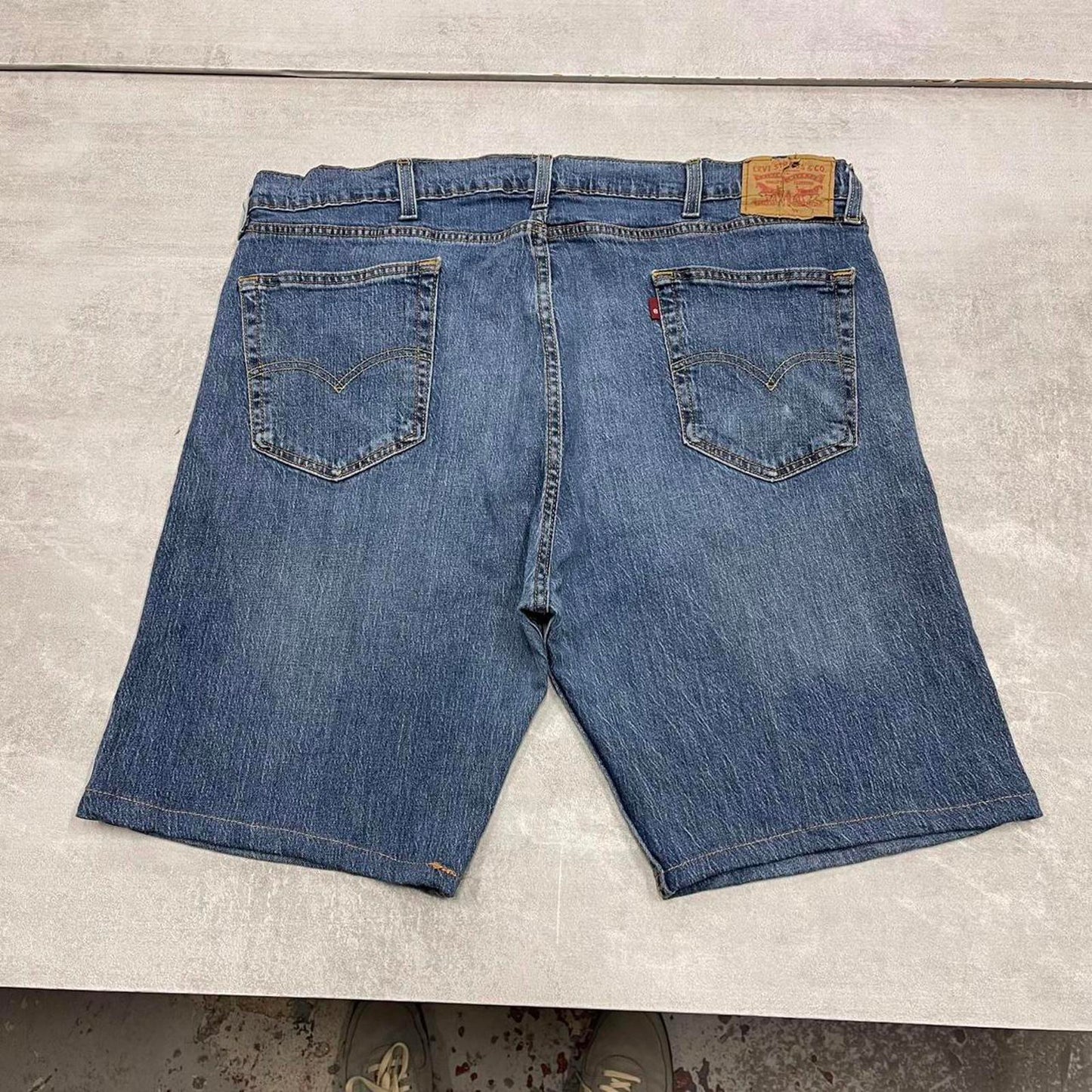 Mens Levi’s 505 jorts W40