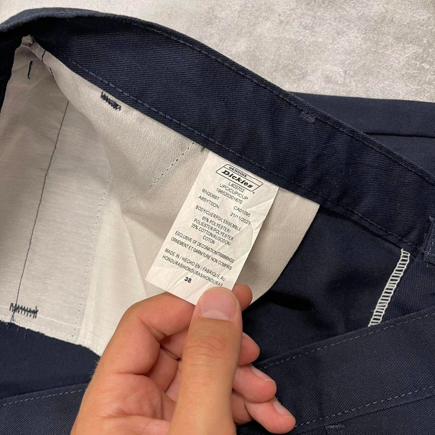 Navy Dickies carpenter shorts W38