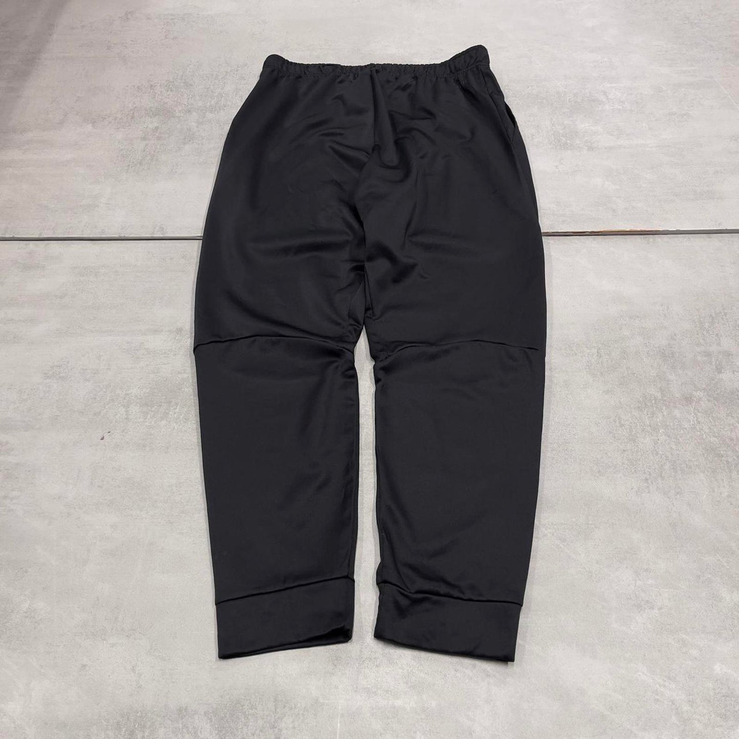 Nike Trackies Large Black y2k 00s style loose sportswear joggers embroidered Swoosh logo