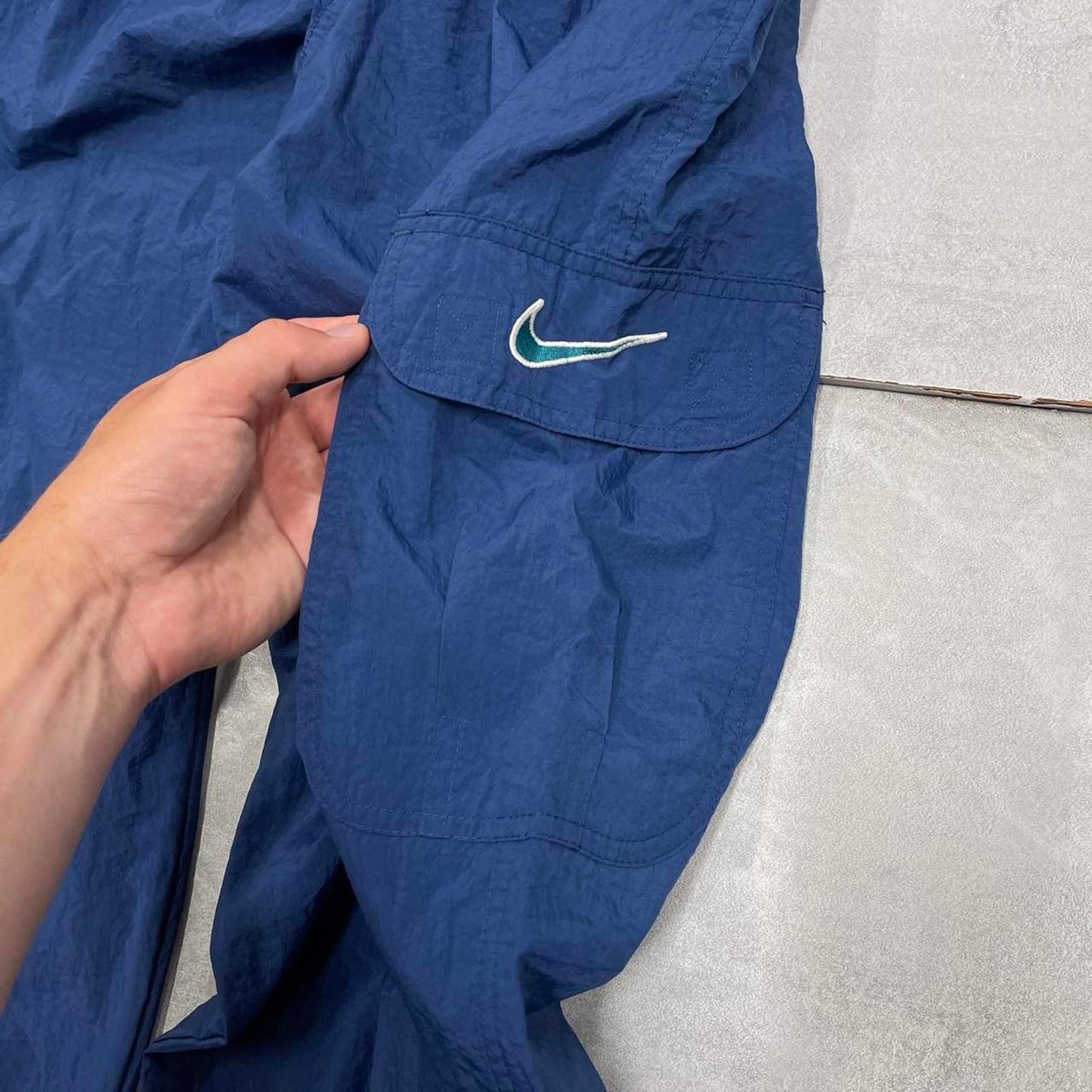 Navy Nike cargo trackies M loose floaty Y2K joggers embroidered logo