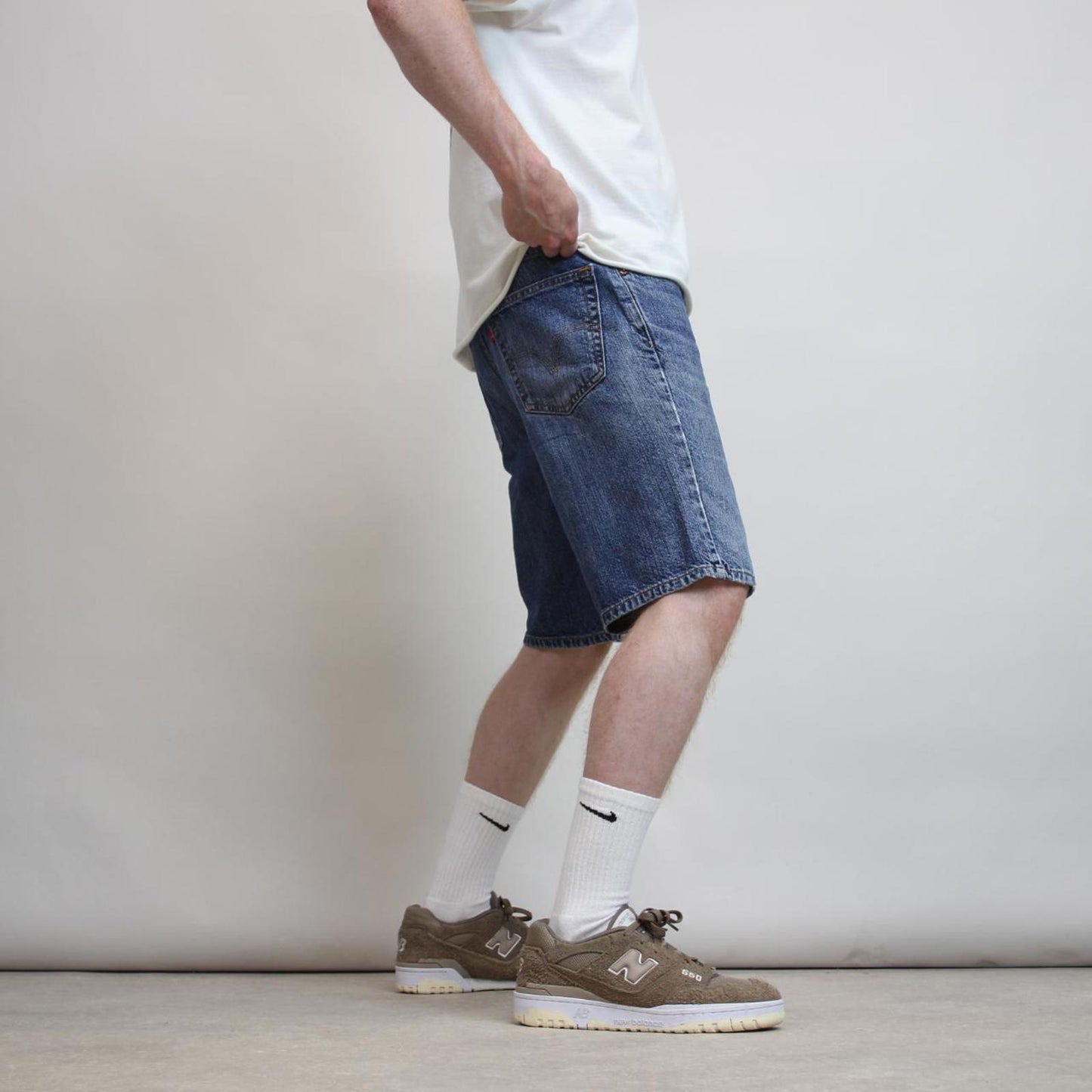 Mens Levi’s 505 jorts W33