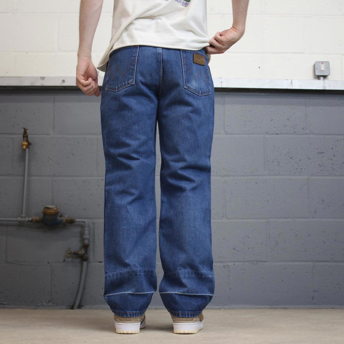 Vintage blue Wrangler jeans W34L30