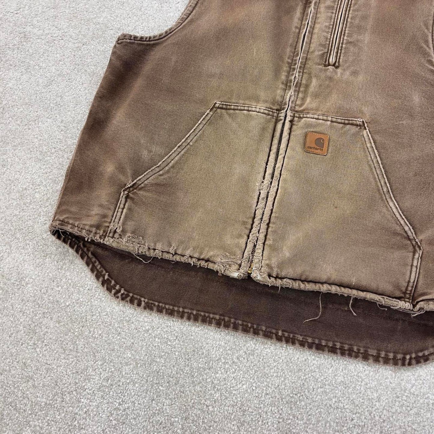 Brown vintage Carhartt gilet L sandstone canvas