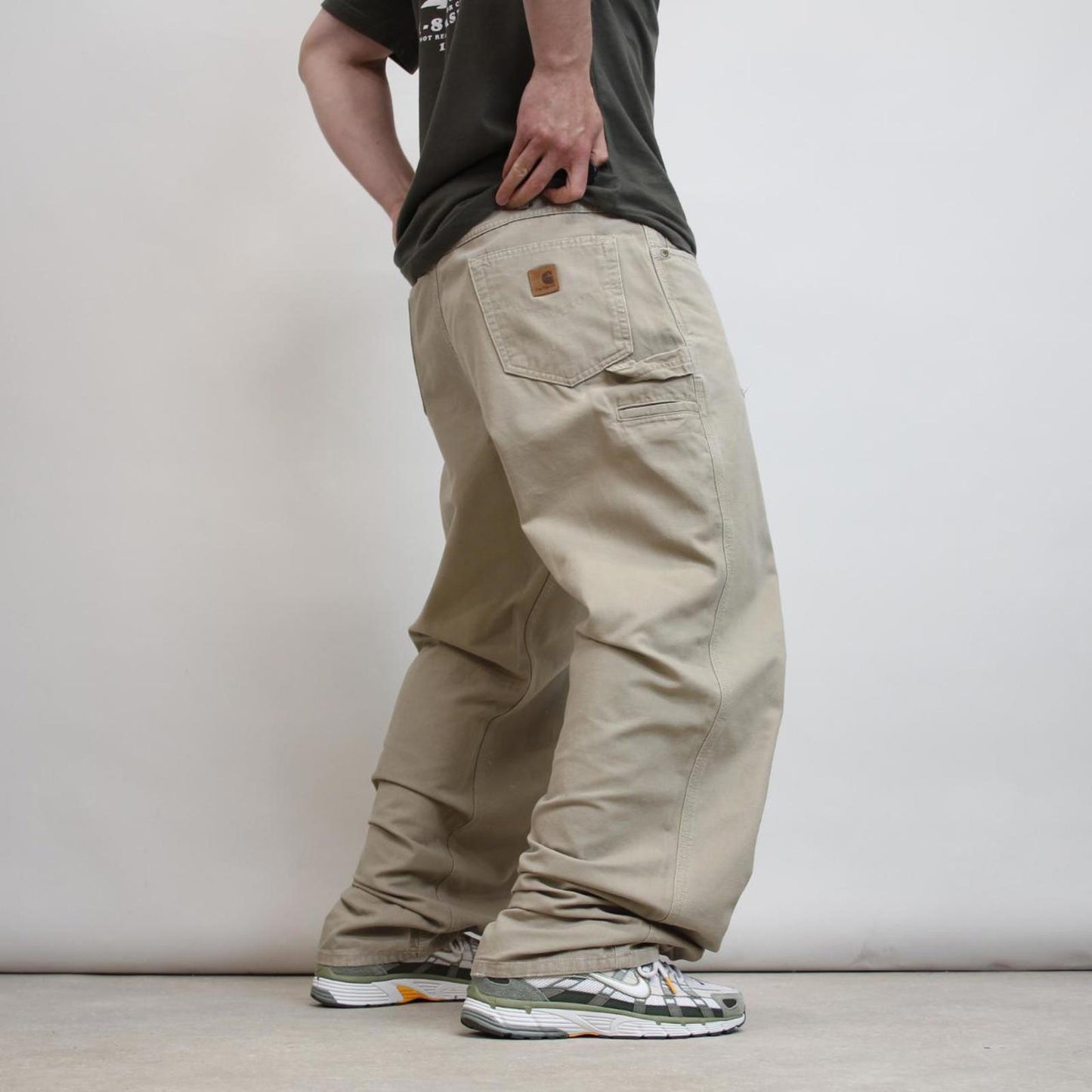 Carhartt carpenter pants W40 L34 loose tan 90s style cargo skater pants