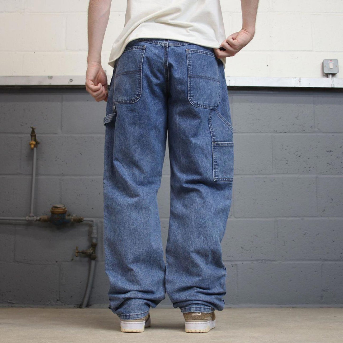 Blue Wrangler carpenter jeans W36L34 loose cargo skater style jeans