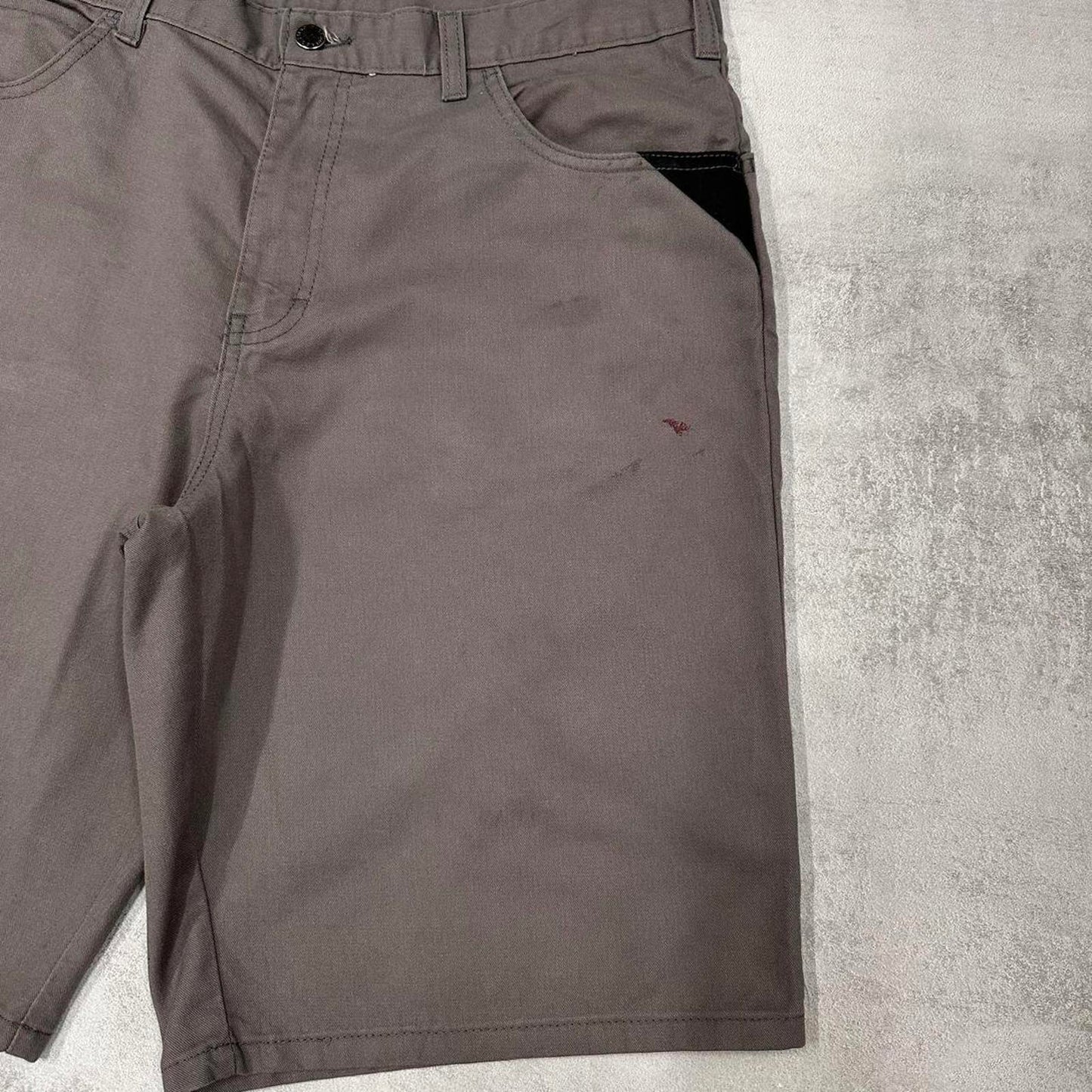 Mens Dickies shorts W36