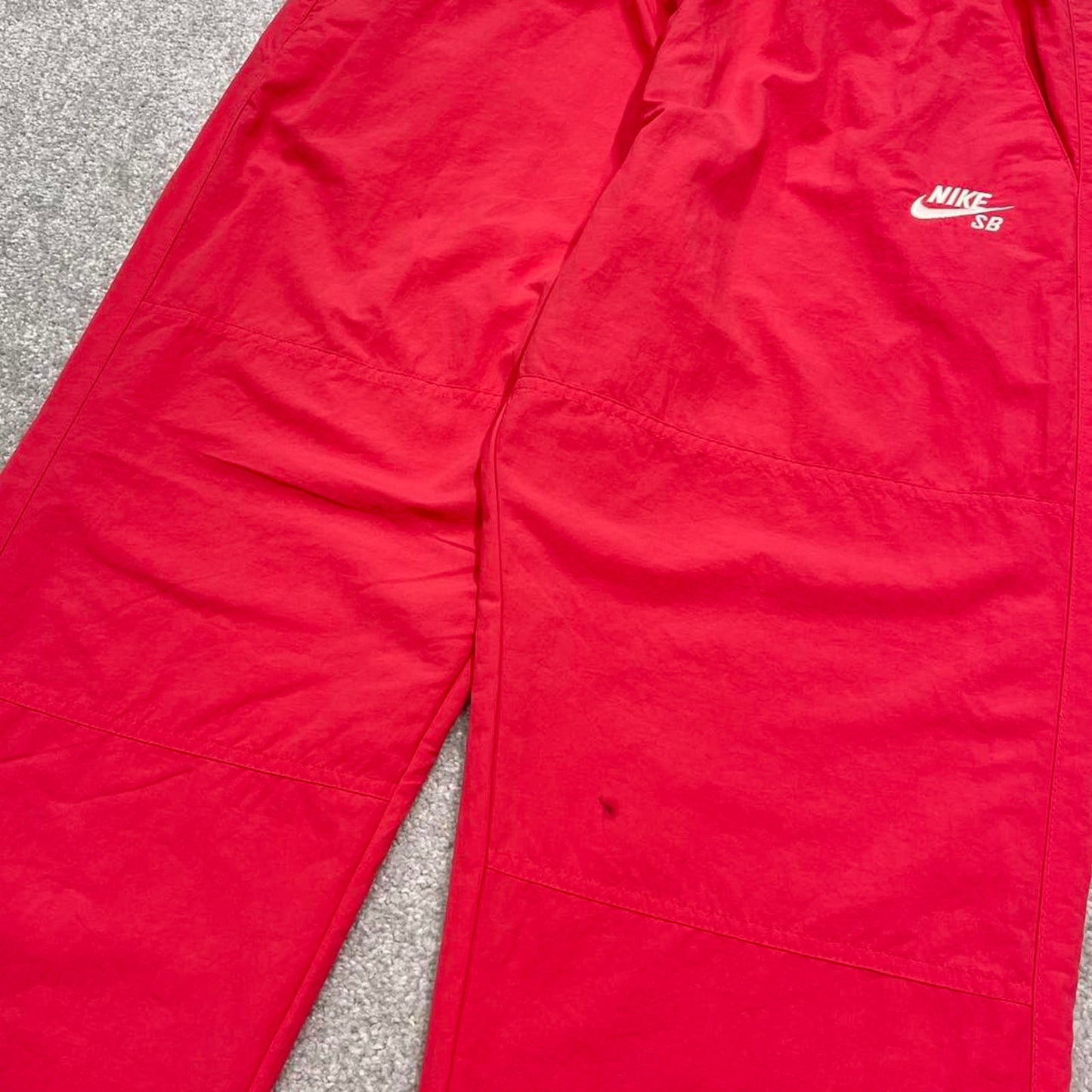 Vintage y2k loose Nike tracksuit bottoms pink Loose floaty leg embroidered drawstring track pants