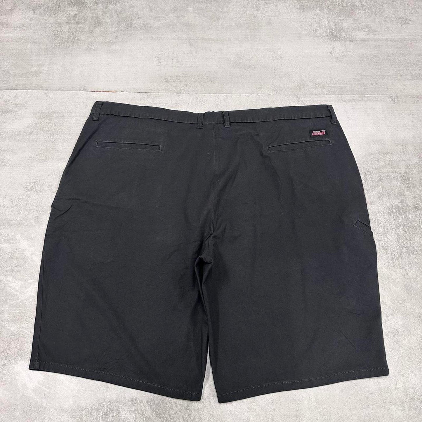 Baggy Dickies carpenter shorts W44