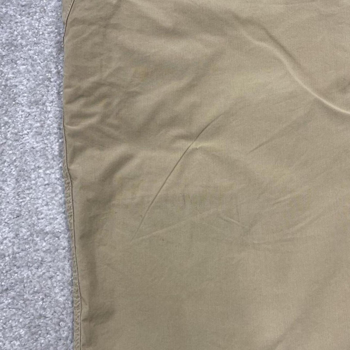 Columbia technical hiking shorts khaki Lightweight chino style summer shorts