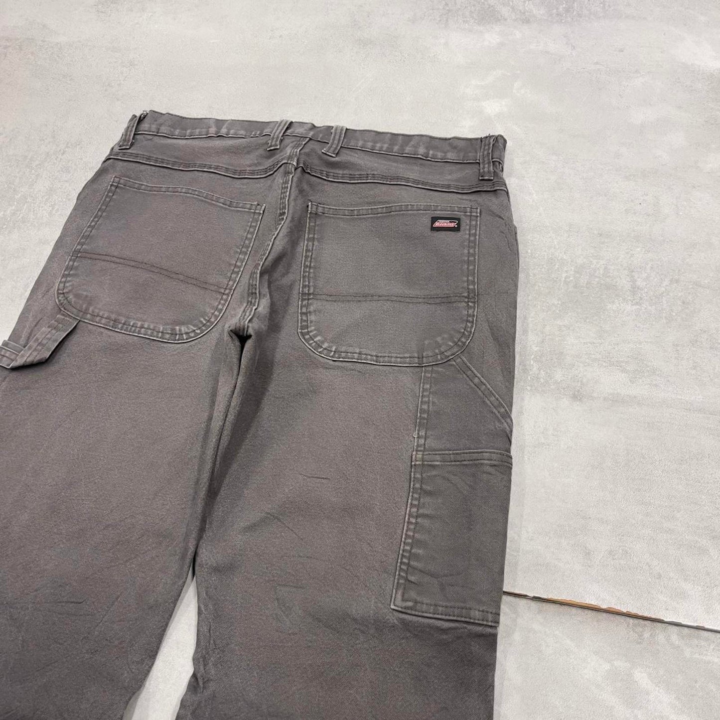 Loose Dickies carpenter jeans W34L34 90s skate style grey canvasy cargos