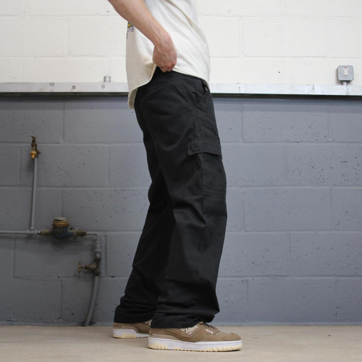 Black Wrangler cargo pants W32L34 loose cargo skater pants