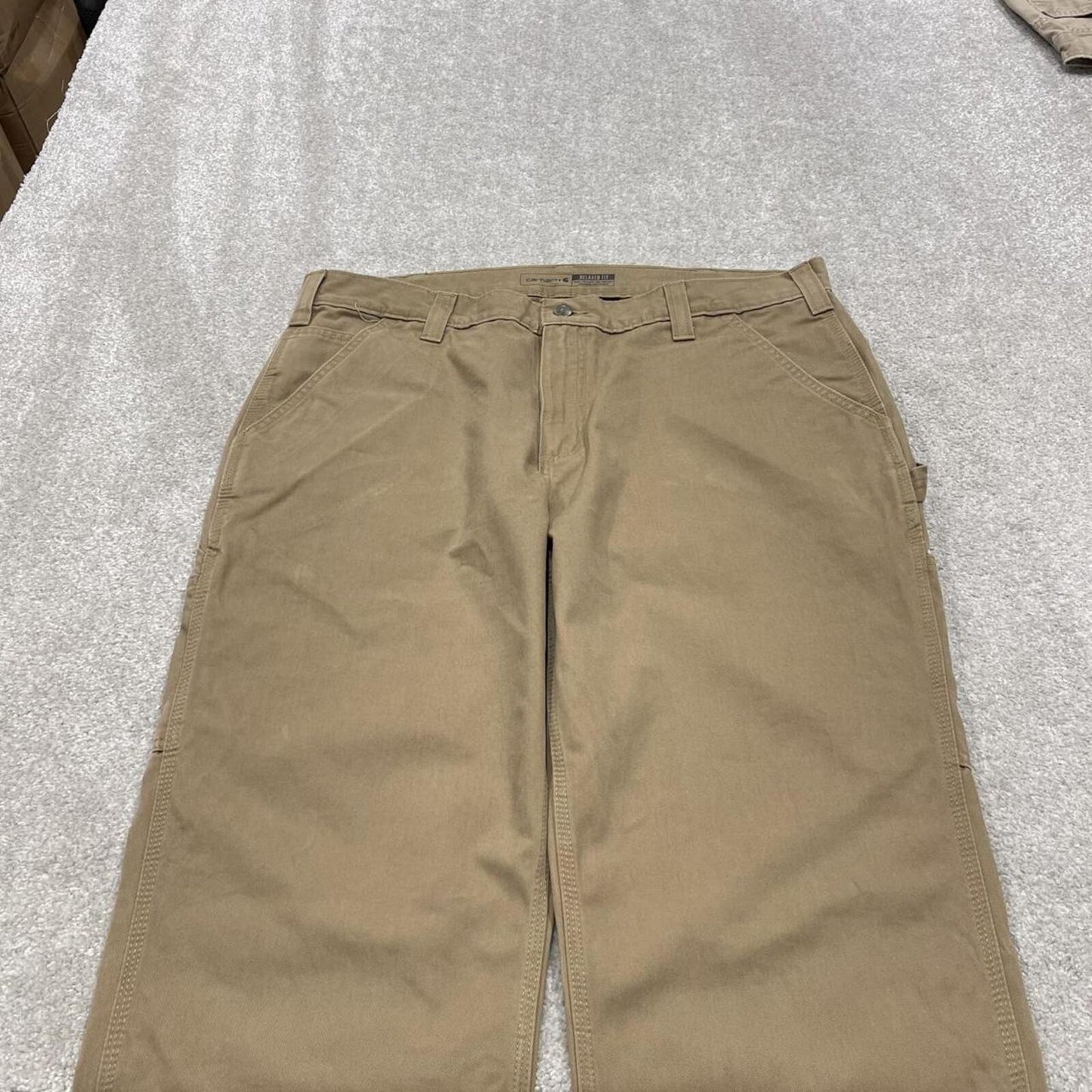Carhartt carpenter jeans work pants Khaki brown W38L32 Relaxed fit skate style workwear trousers