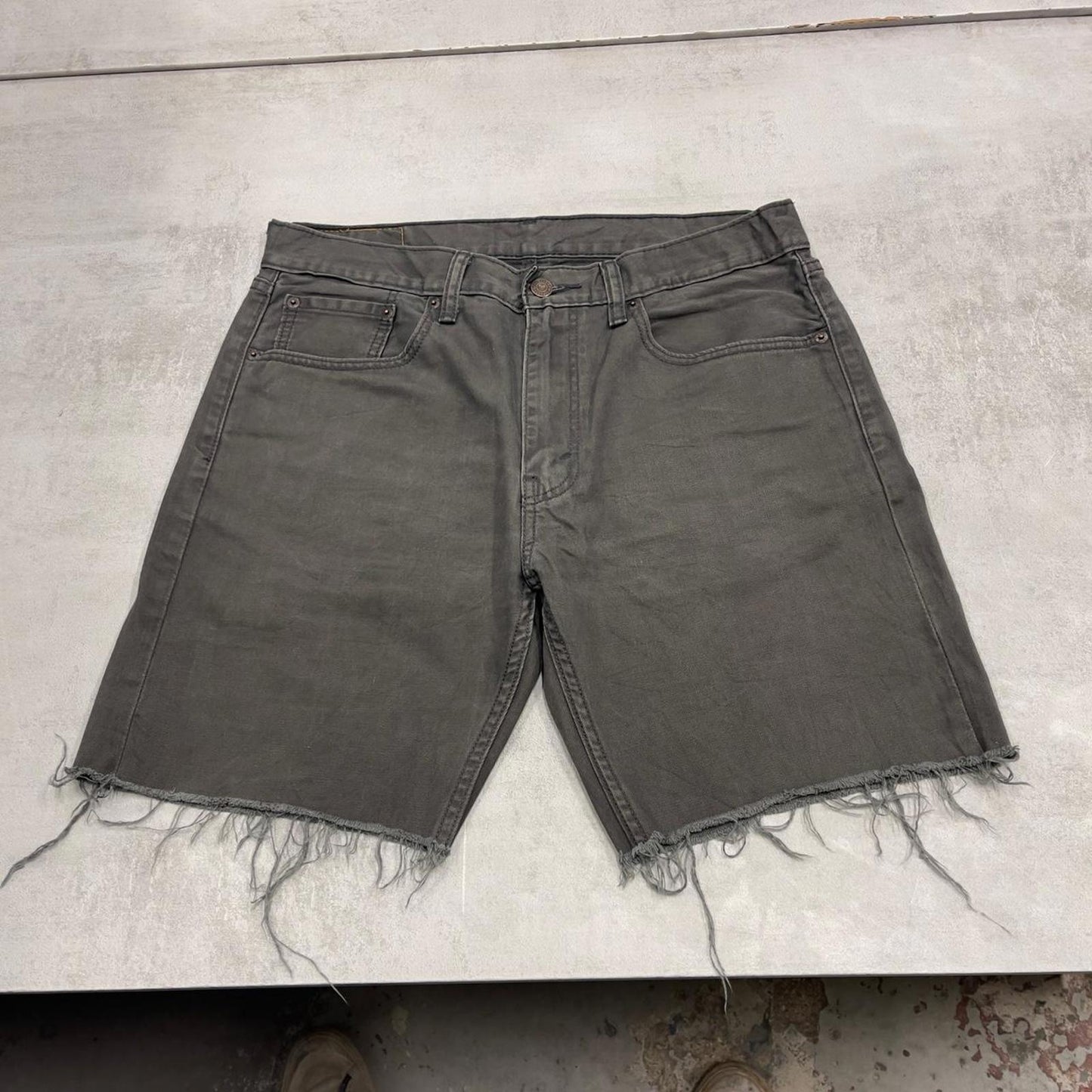 Mens Levi’s Jorts W33