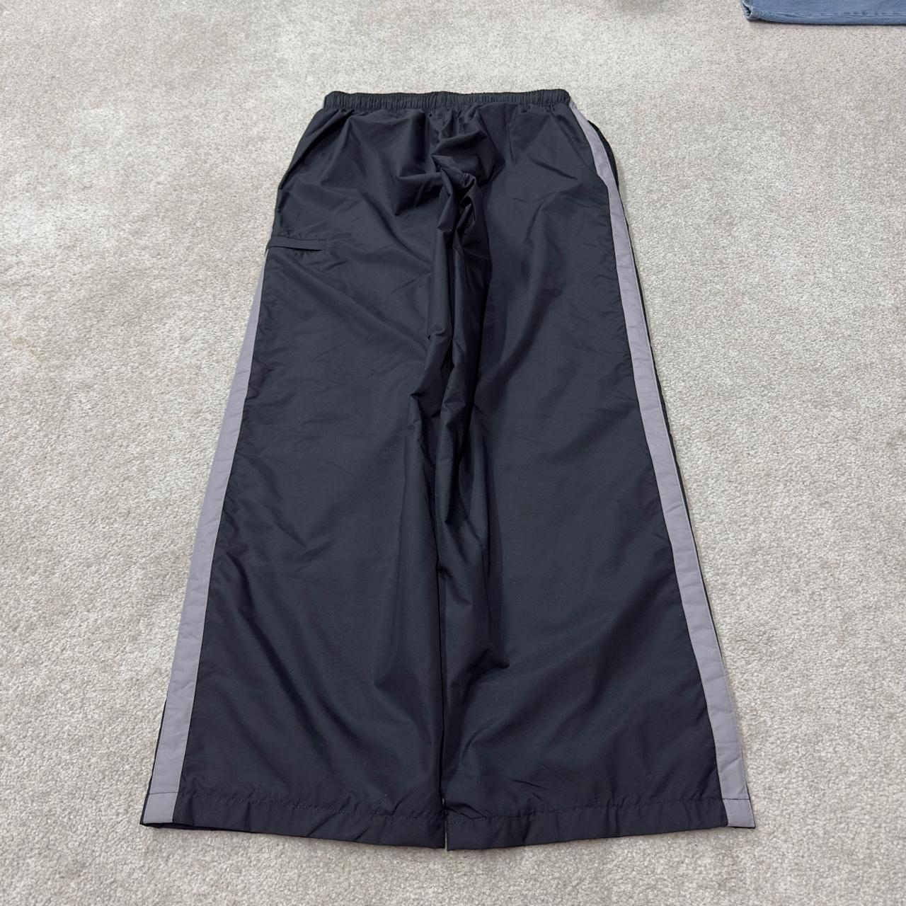Y2K vintage Nike baggy tracksuit bottoms black M Wide leg track pants embroidered logo