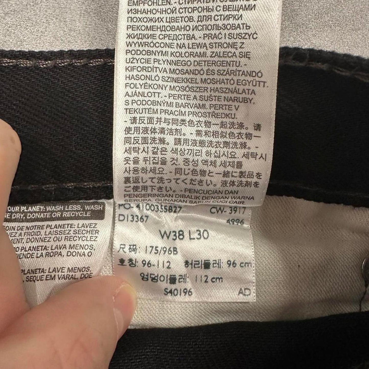 Black Levis 505 jeans W38 L30