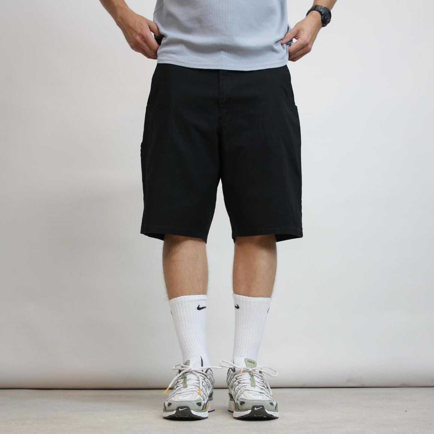 Black Dickies carpenter shorts W38