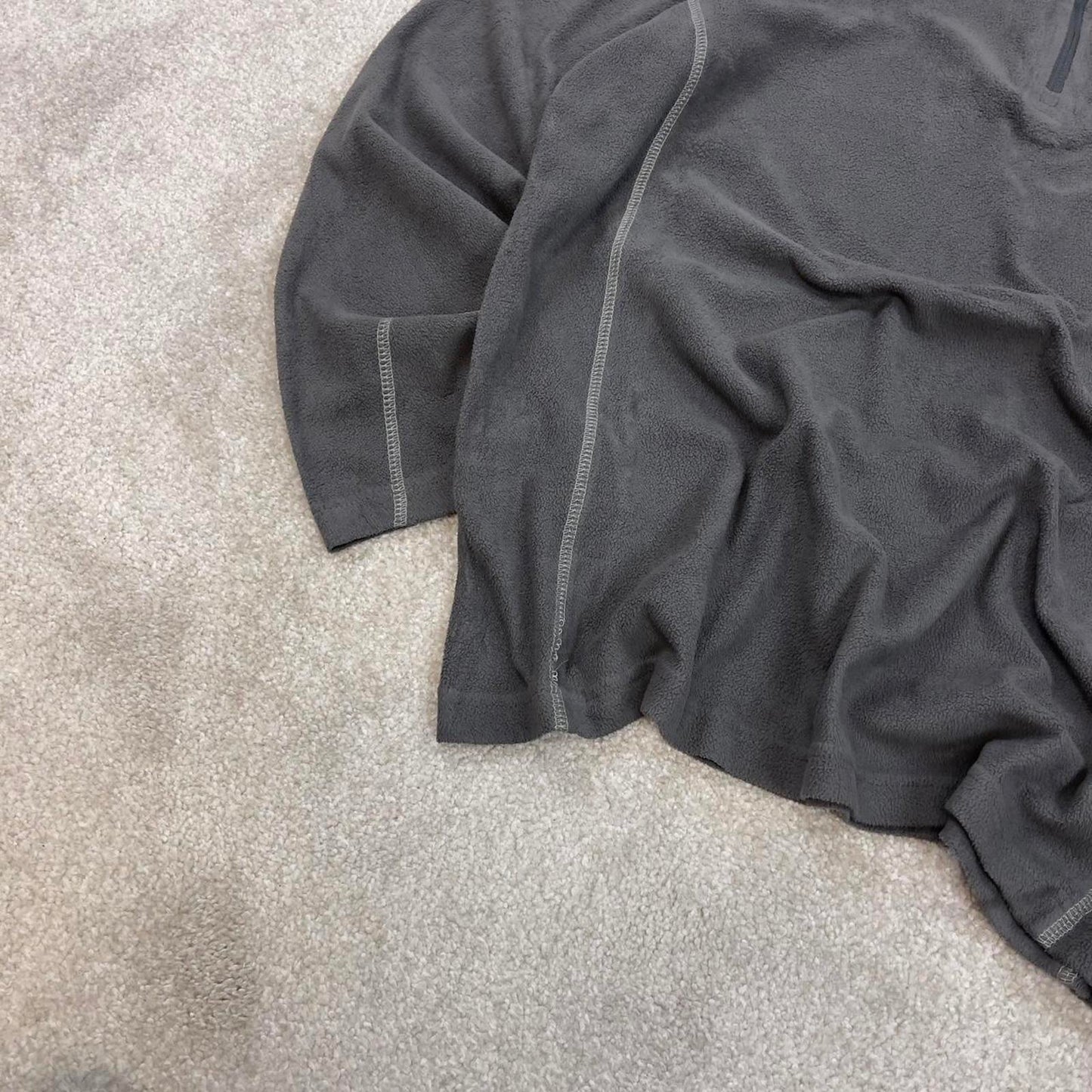 Grey Columbia technical zip up fleece Medium y2k style autumn adjustable waist lightweight