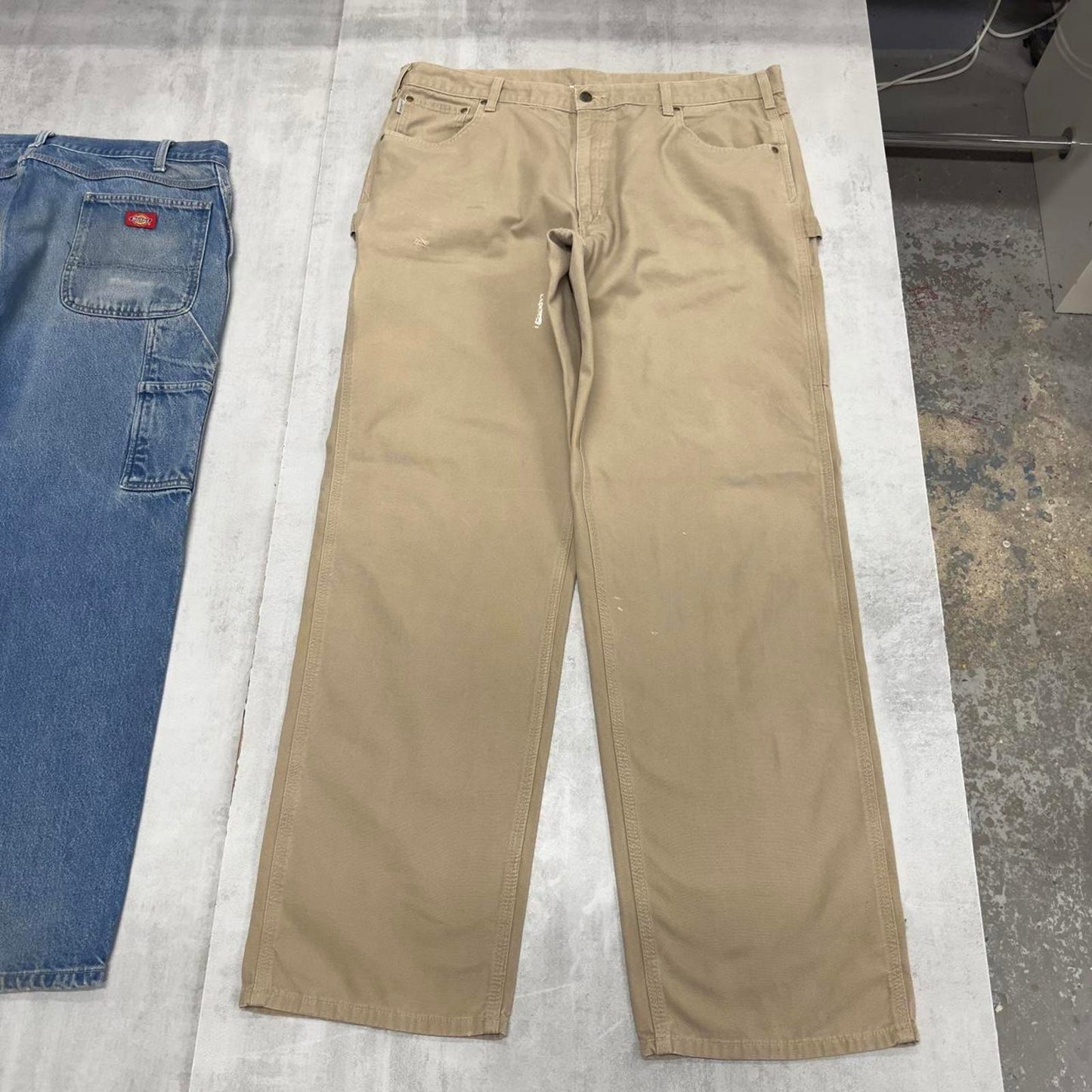 Carhartt carpenter pants W40 L34 loose tan 90s style cargo skater pants