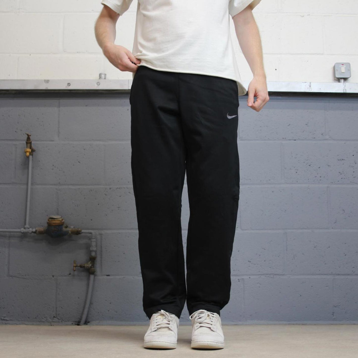 Y2k Black Nike joggers S