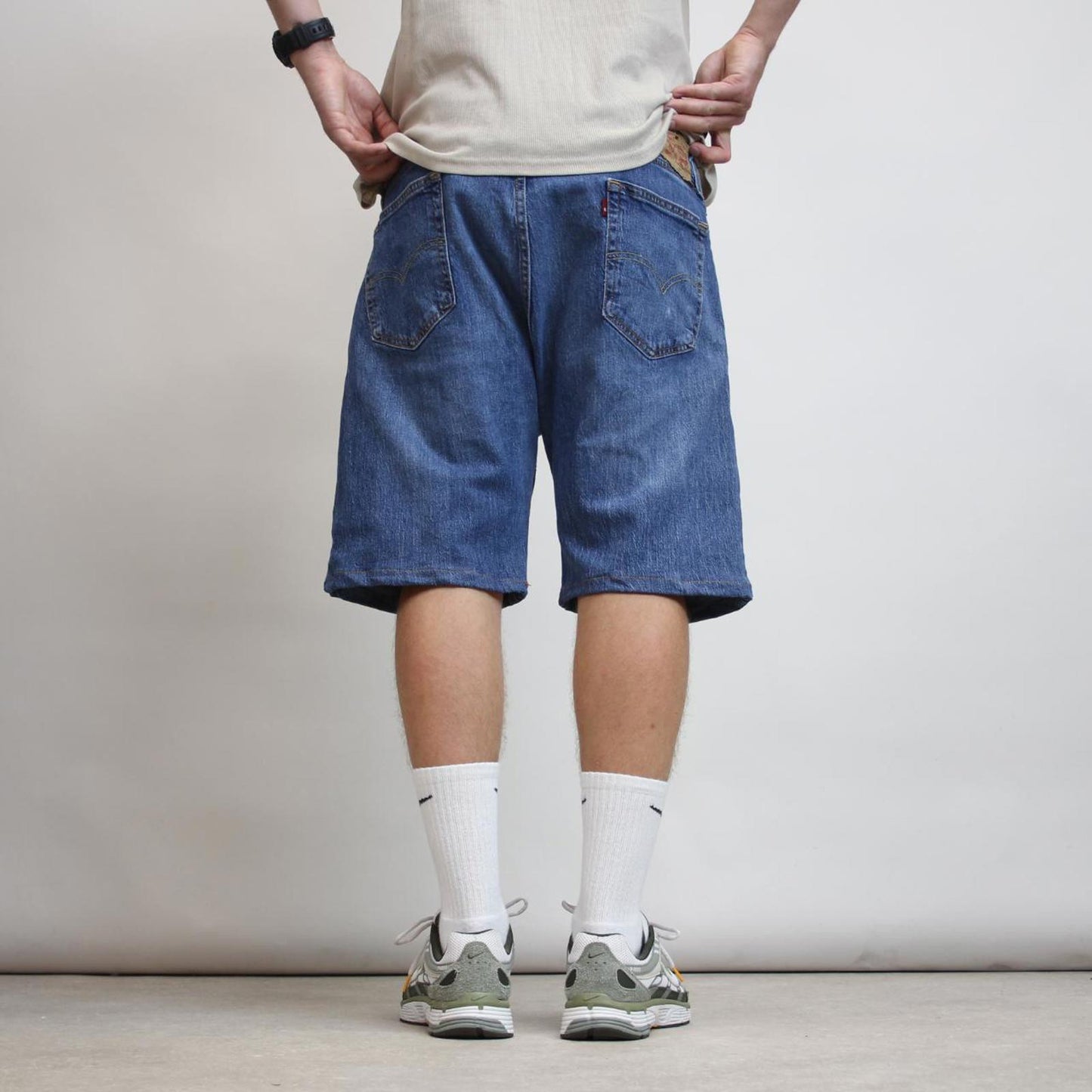 Mens Levi’s 505 jorts W40