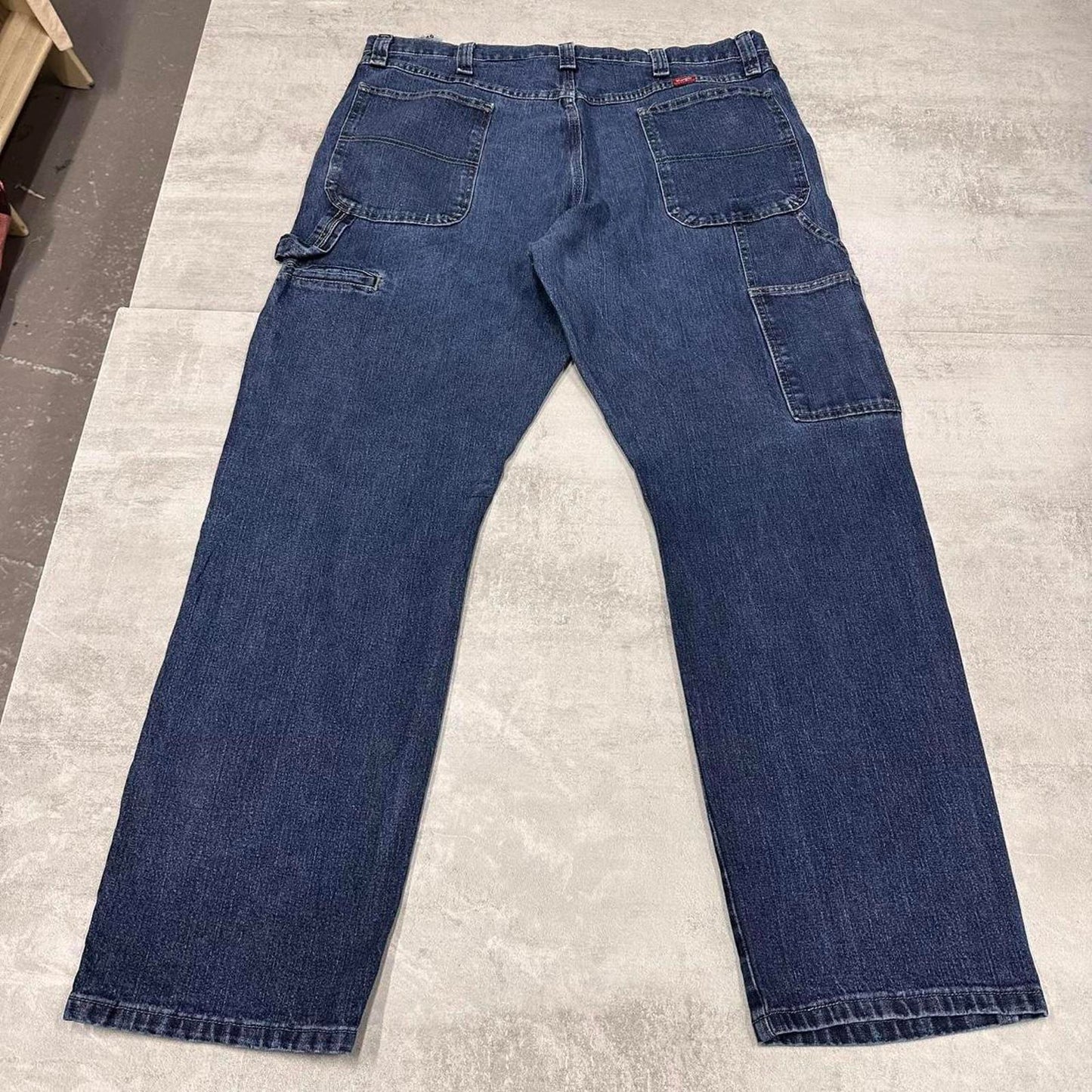 Blue loose Wrangler carpenter jeans W38 L32