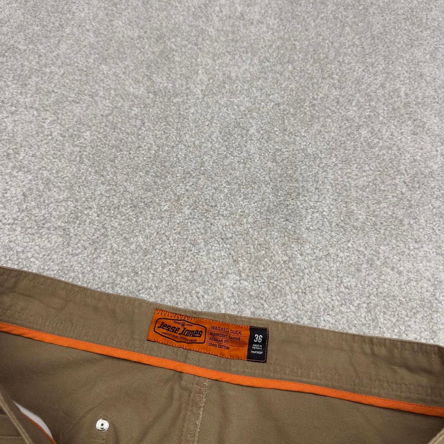 Y2k baggy carpenter shorts skater style tan Jesse James canvas wide leg summer festival jorts
