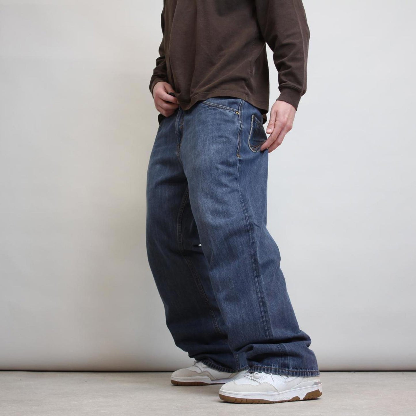 Embroidered Rocawear jeans W38 L32