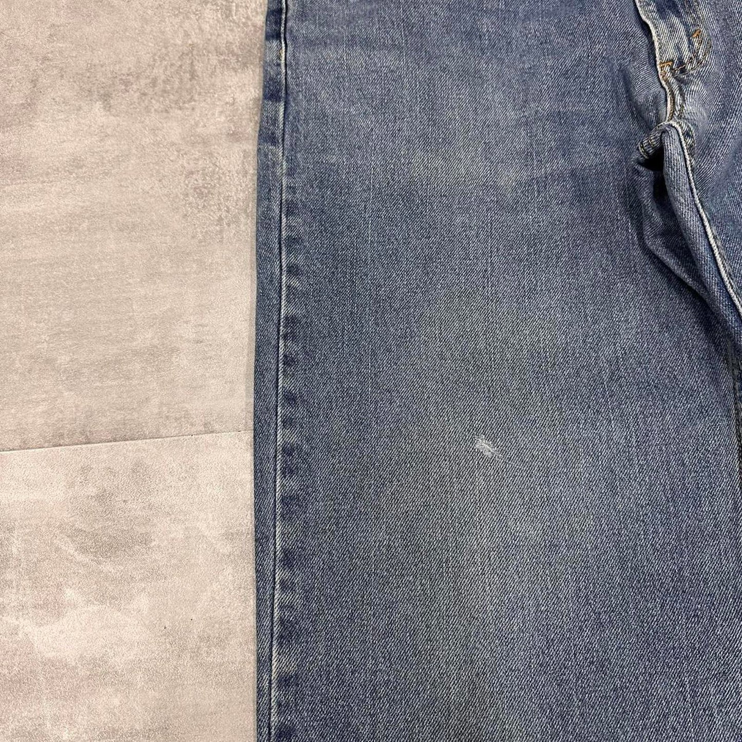 Mens Levis jeans W38 L34